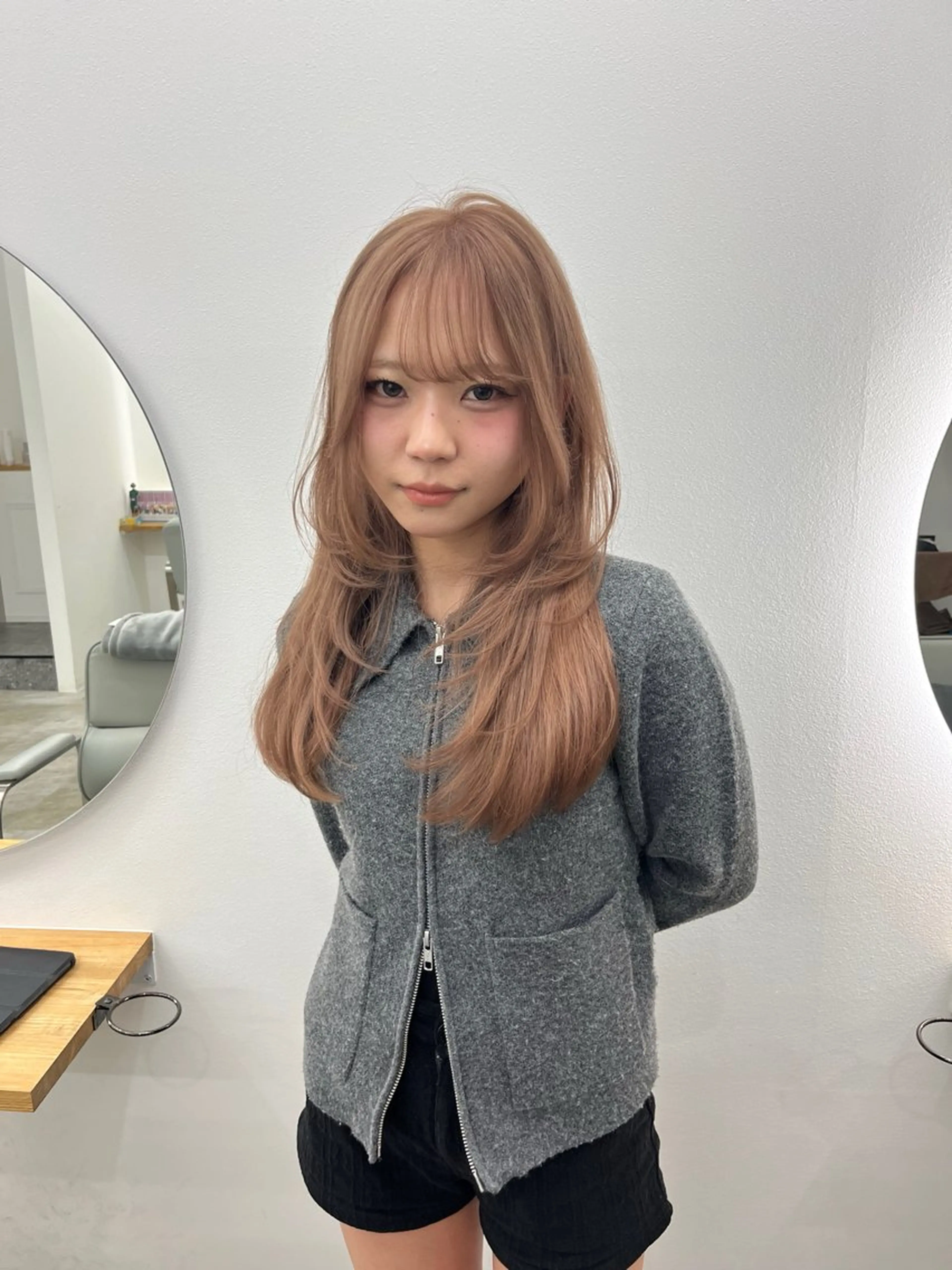 ロング カラー ヘアカラー トリートメント ベージュ⟡˖ブリーチ ˖ ࣪⊹あずきのヘアスタイル