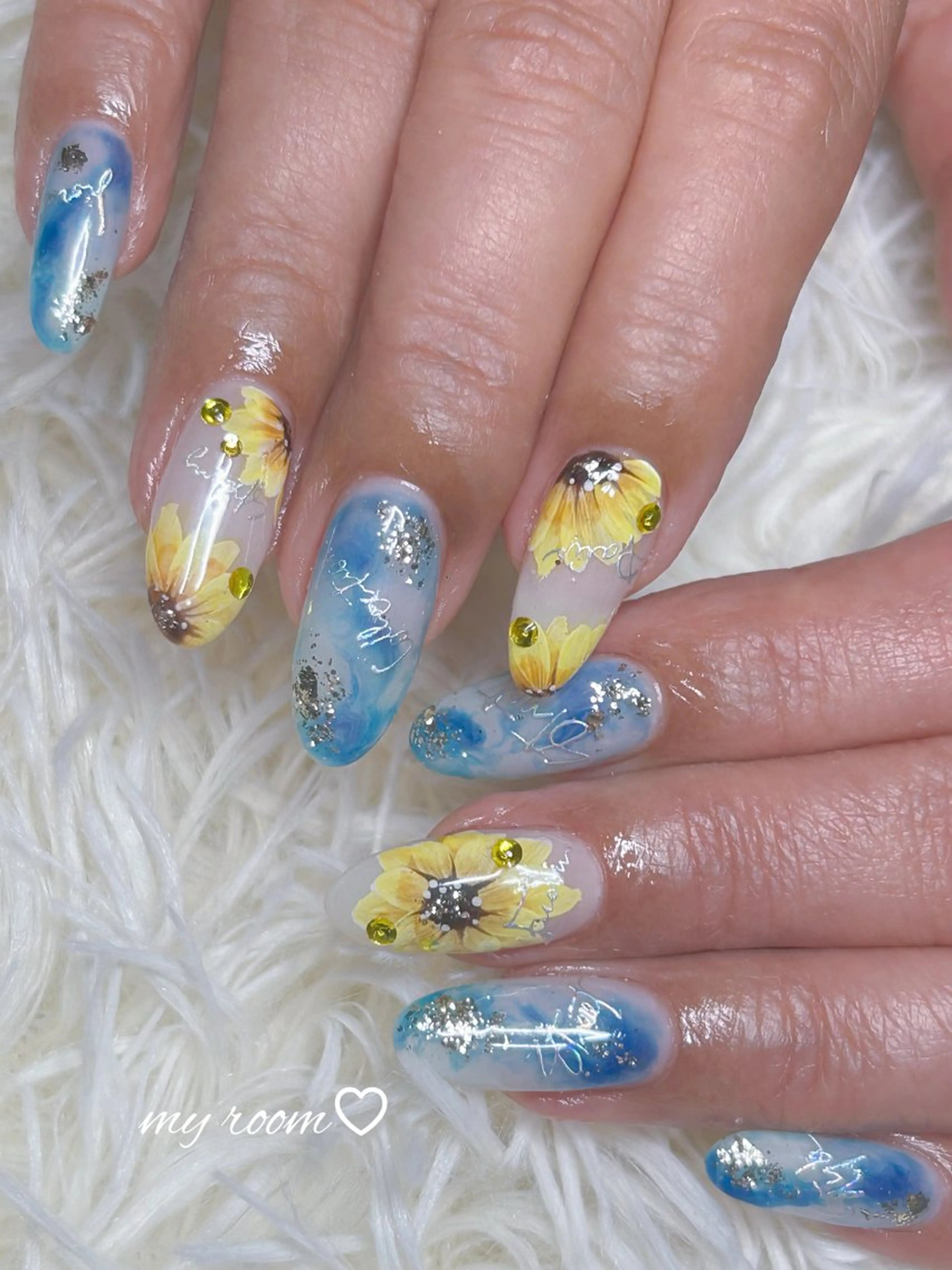 ネイル ハンドネイル うるま市サロン Yuko Izawaのネイルデザイン