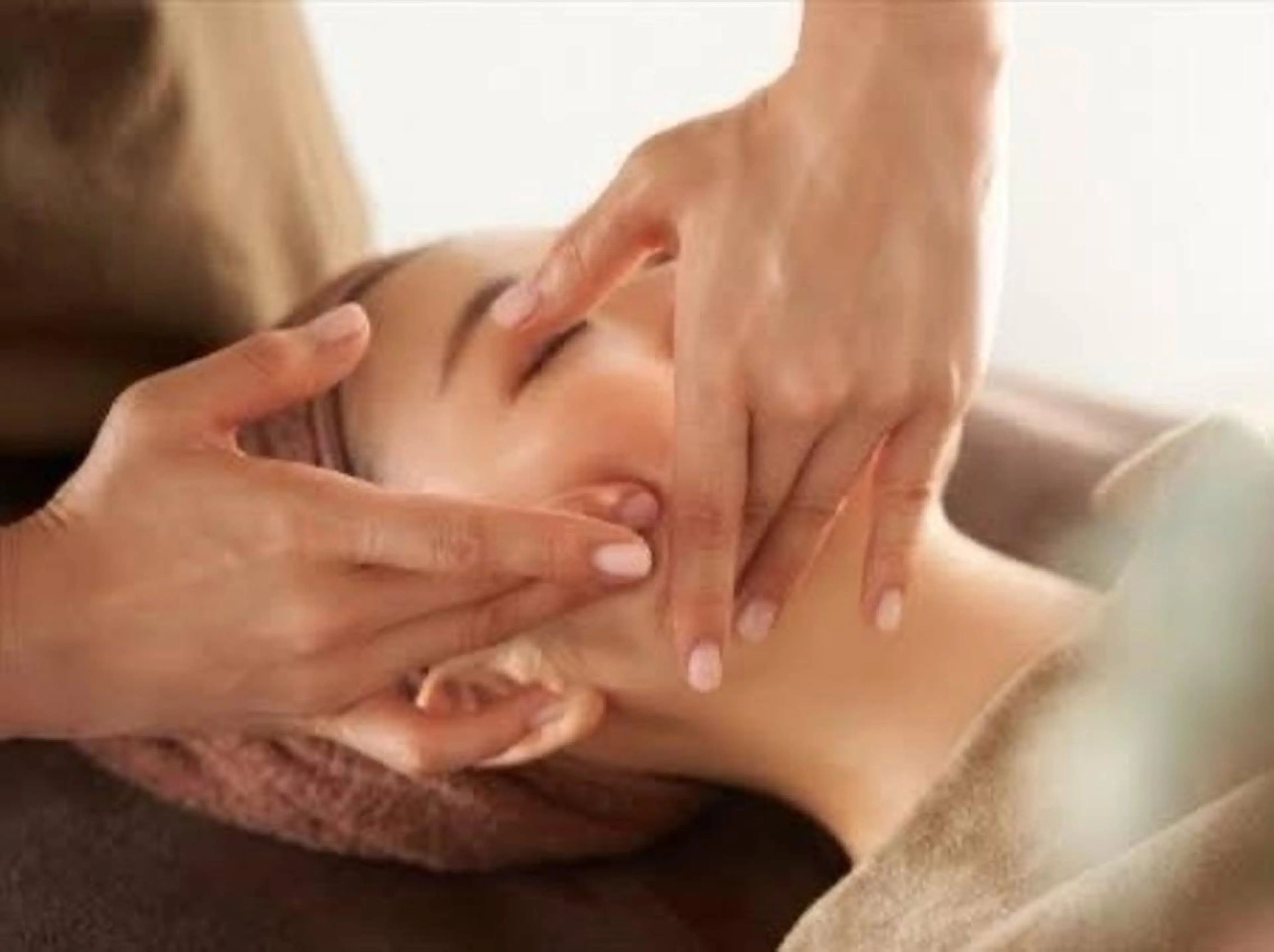 【再来2ヶ月以内】小顔かっさ(フェイシャルマッサージ、パック付)の写真