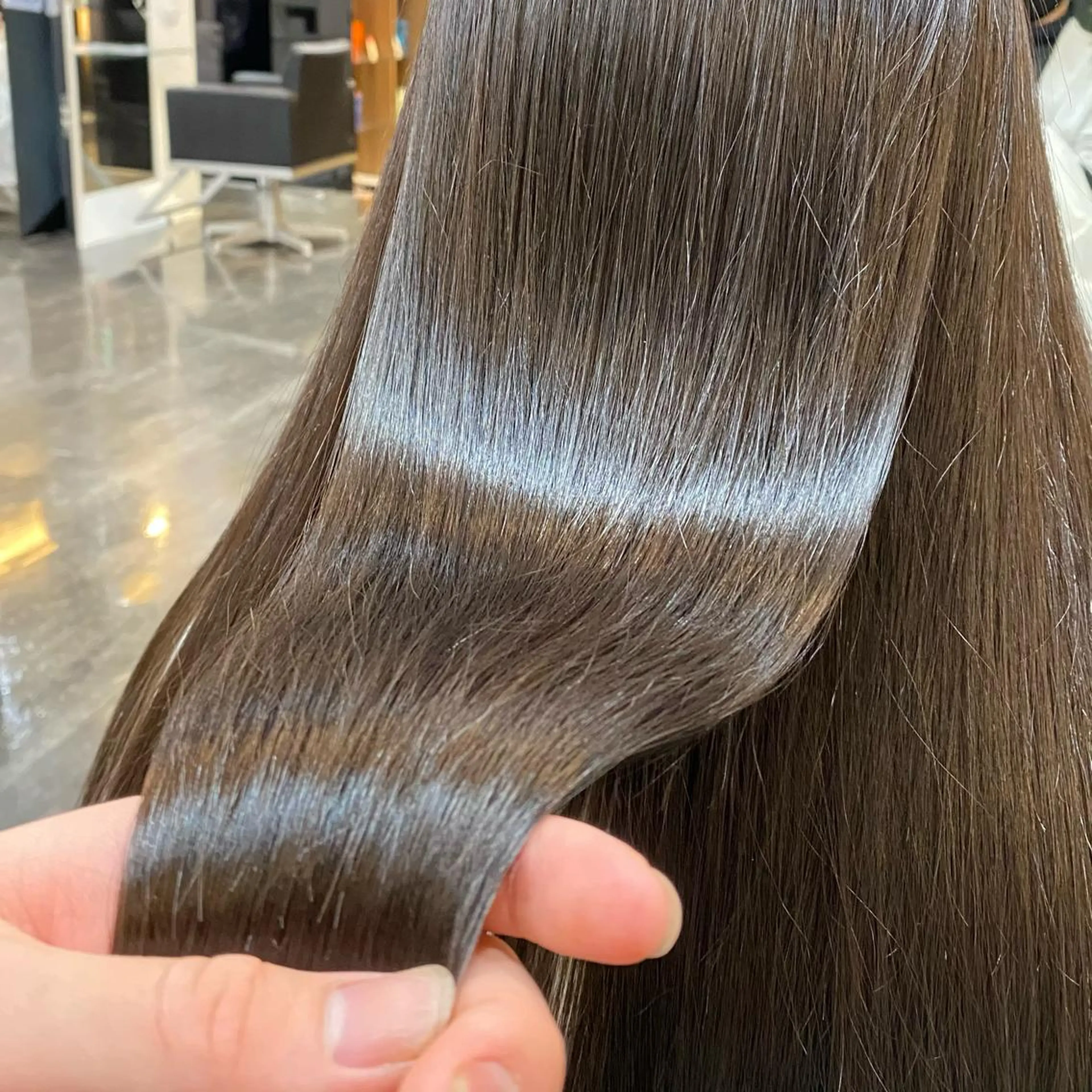 ロング ボブ ハイライト 髪質改善 ヘアカラー トリートメント 山下 祐輝のヘアスタイル