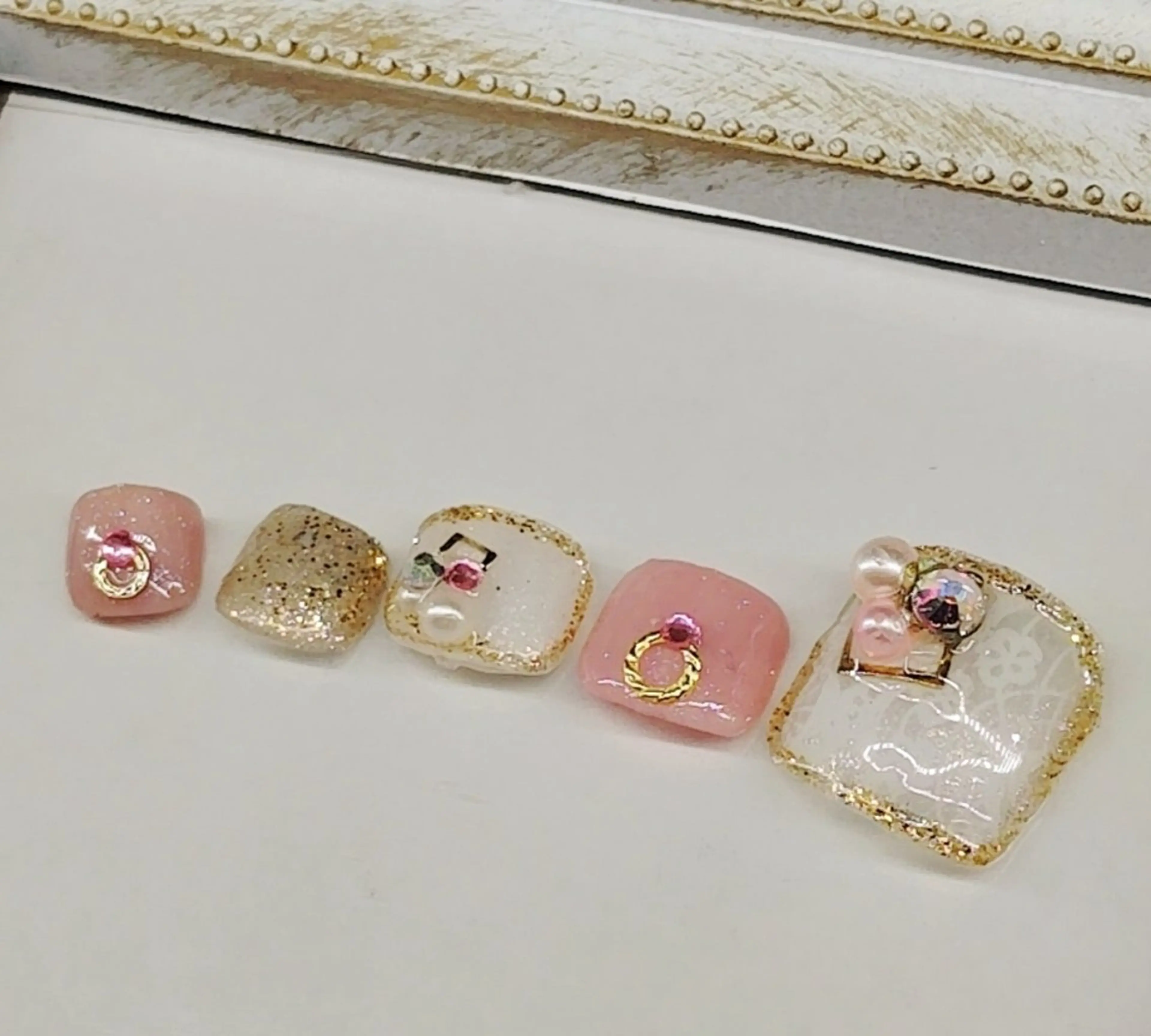 ネイル フットネイル Jewel SecretBaseのネイルデザイン