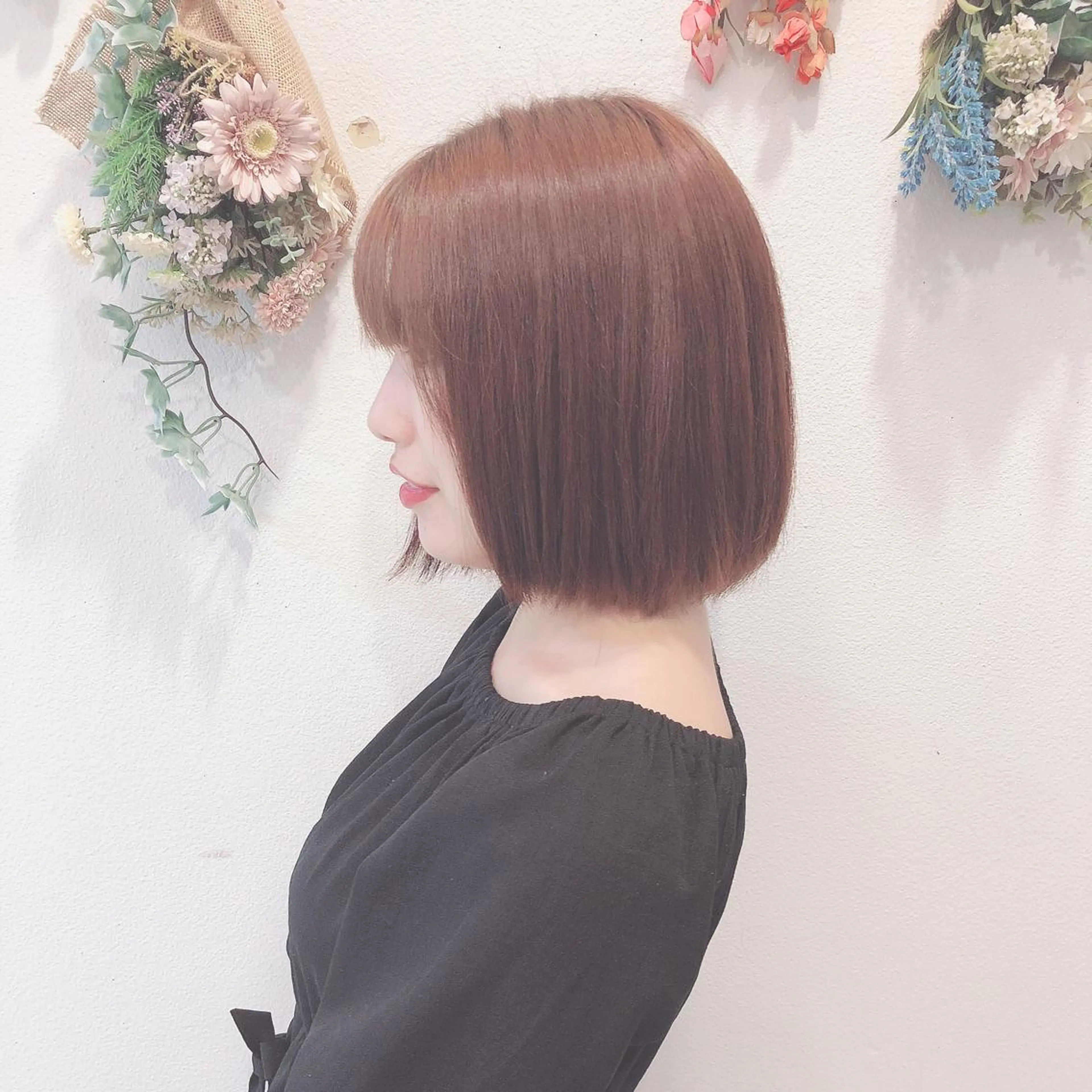 ショート カラー 西 めぐみのヘアスタイル