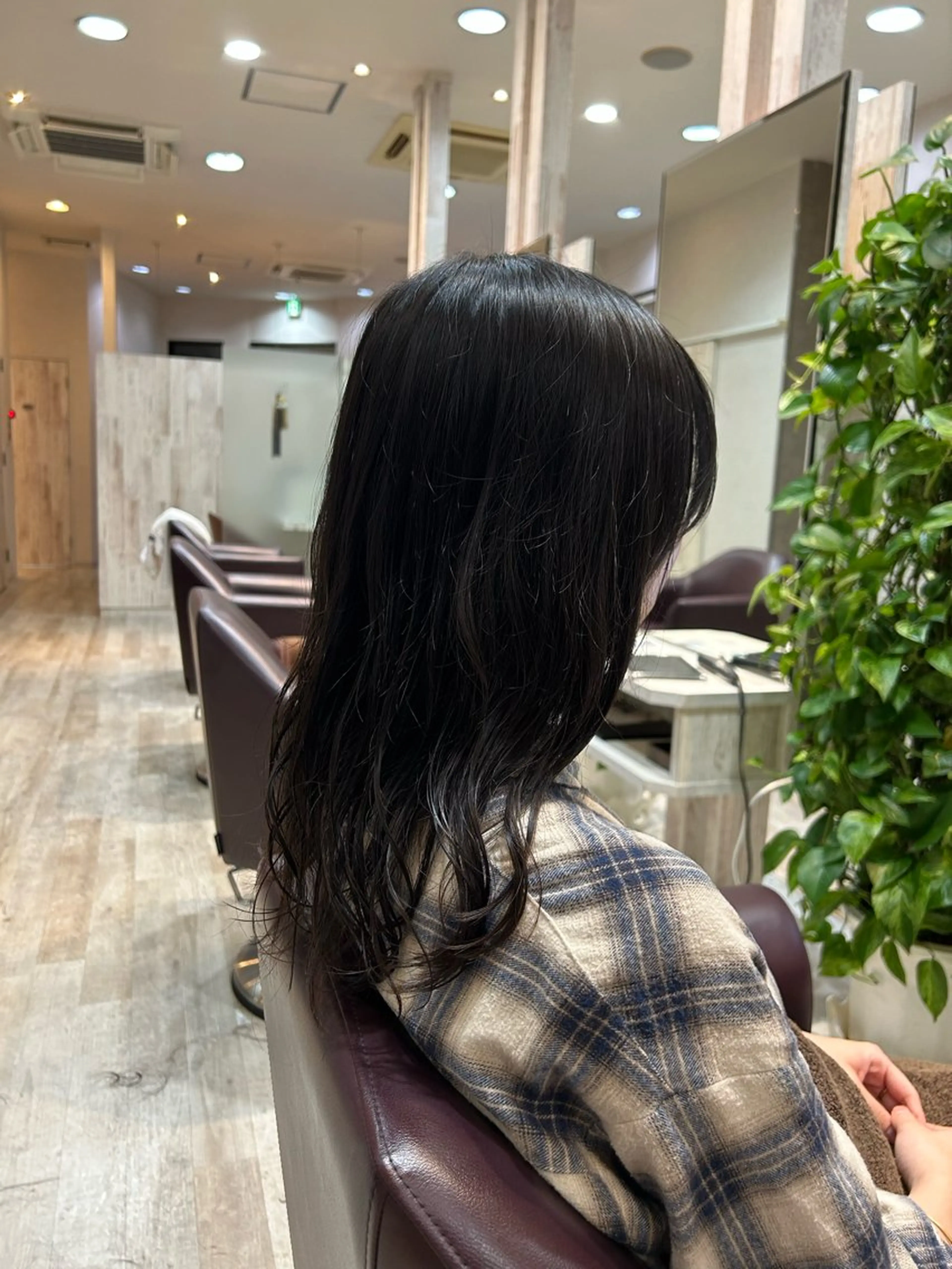 ロング Breath by first 富谷【ブレス バイ ファースト 富谷】所属・田口 舞衣のヘアスタイル