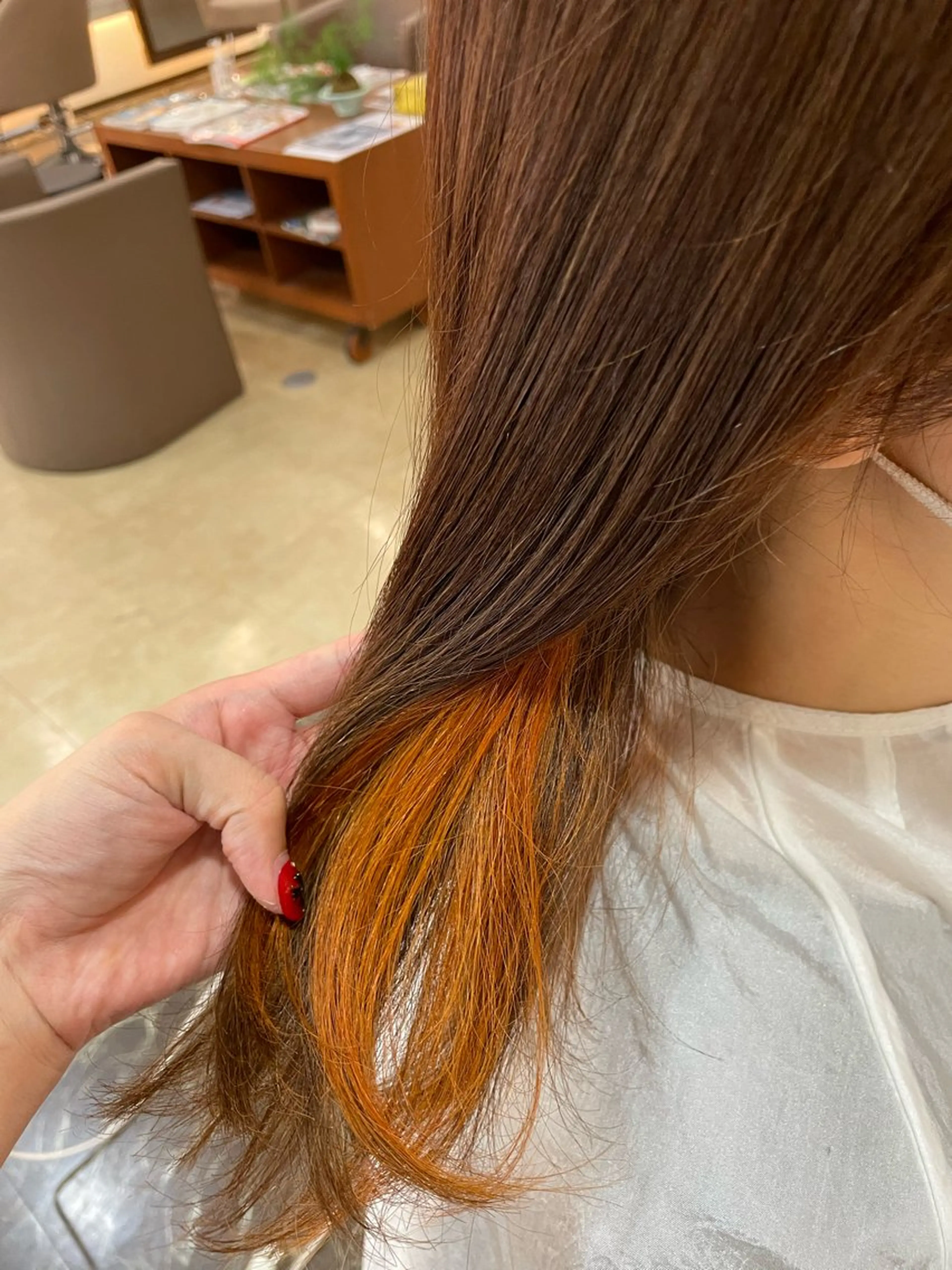 ミディアム ヘアカラー 神田 淳美のヘアスタイル