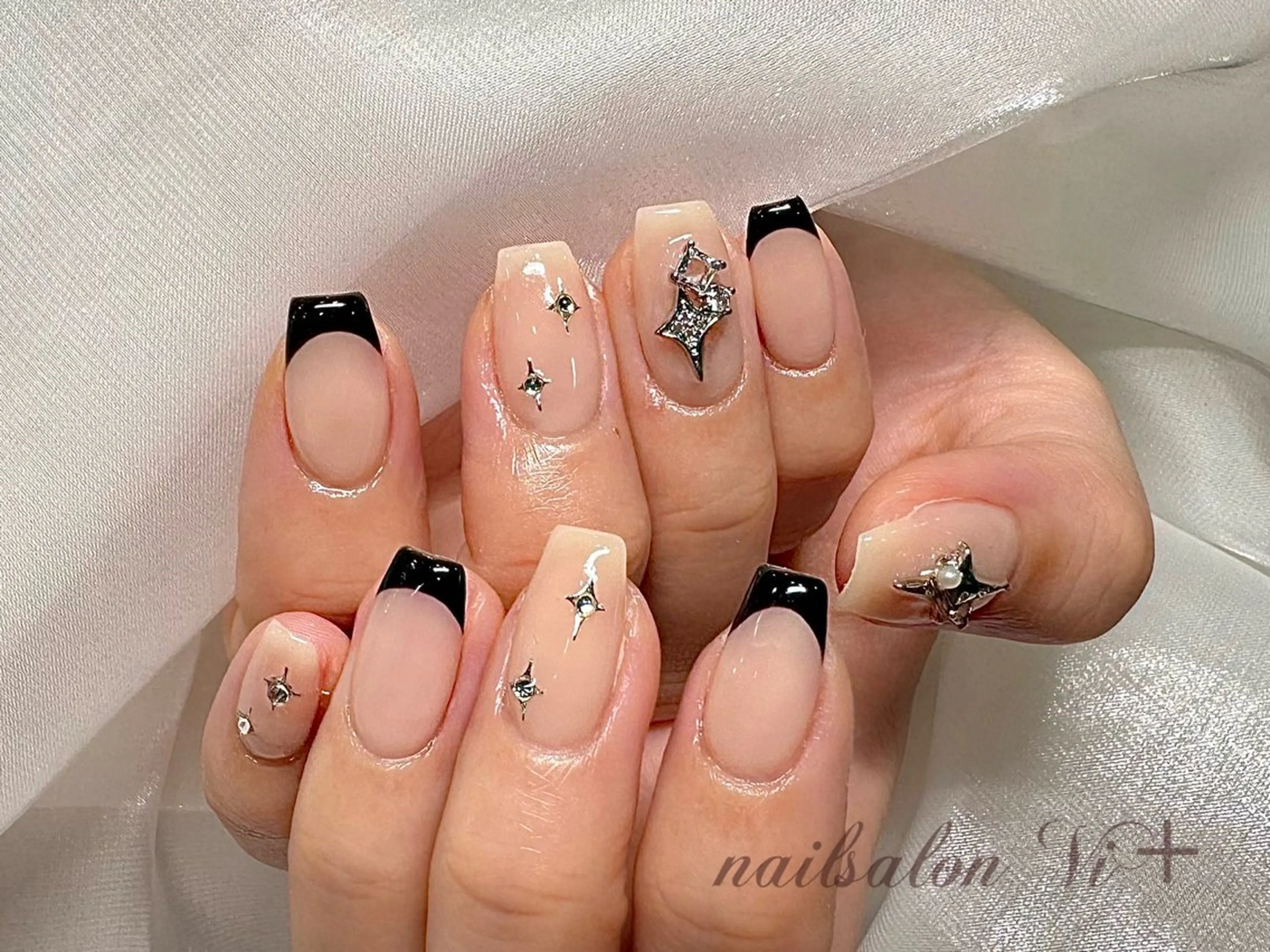 ネイル ハンドネイル ✨Nailsalon Vi+✨のネイルデザイン