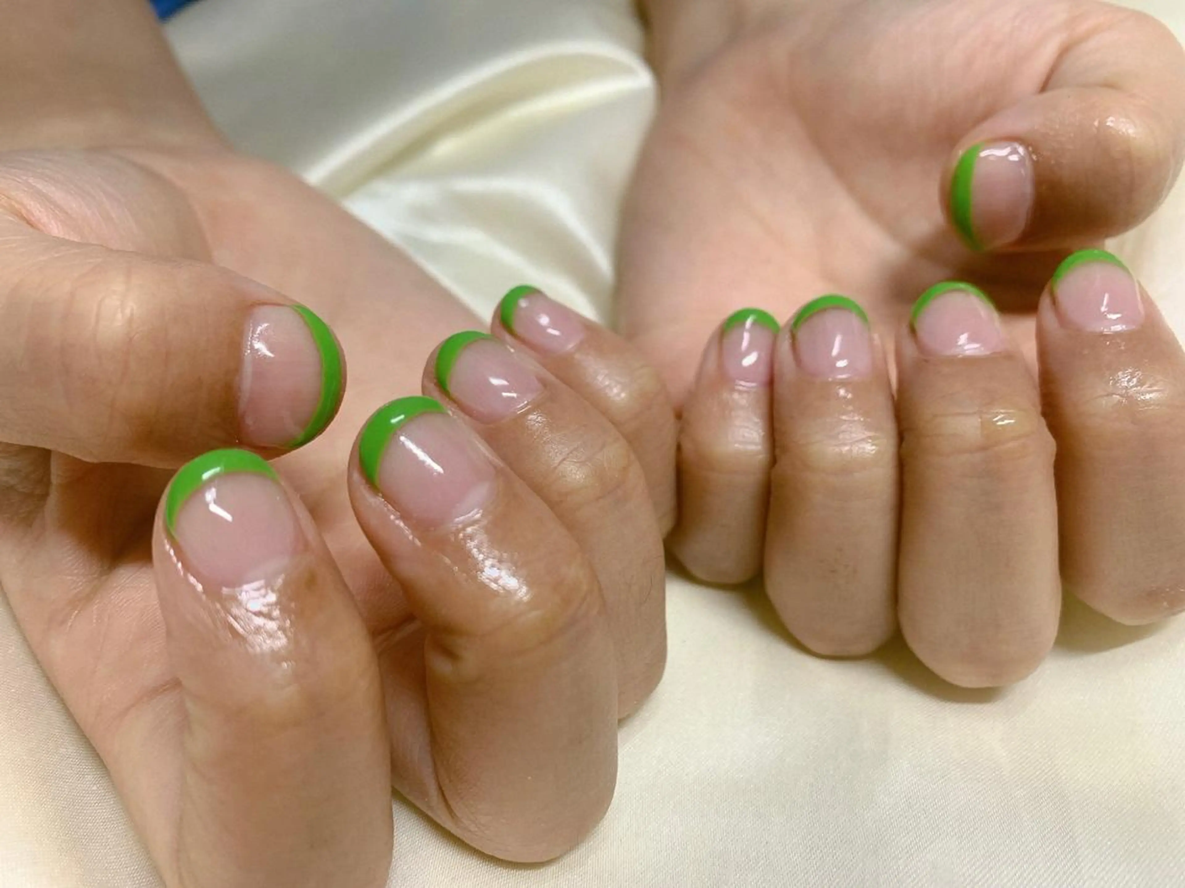 ネイル フレンチネイル Mogu nail 二子玉川のネイルデザイン