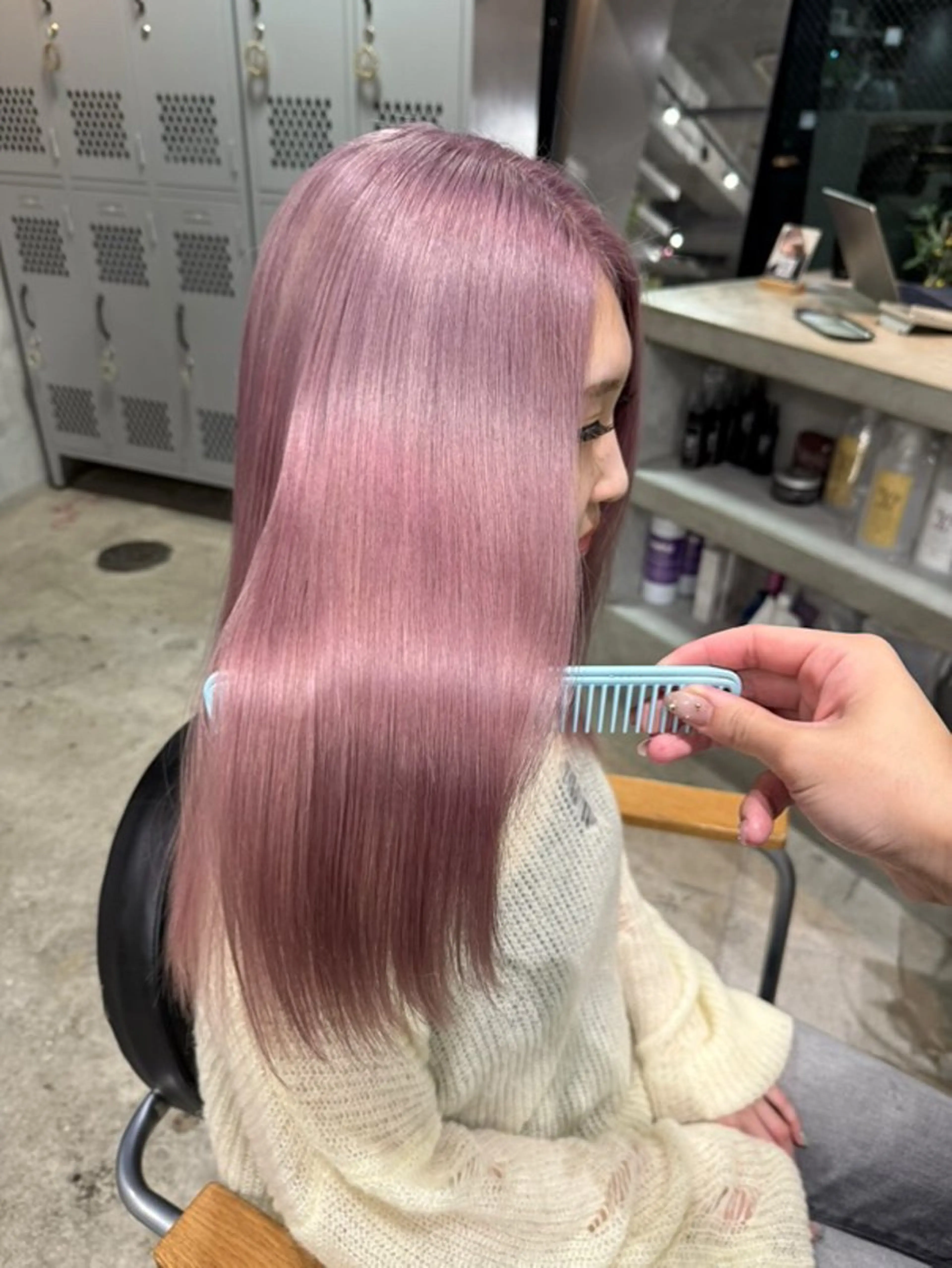 👱🏻♀️ケアブリーチ+ワンカラー👱🏻♀️♡〈思い切って派手髪にしたい!そんな夢を一緒に叶えます✨〉の写真