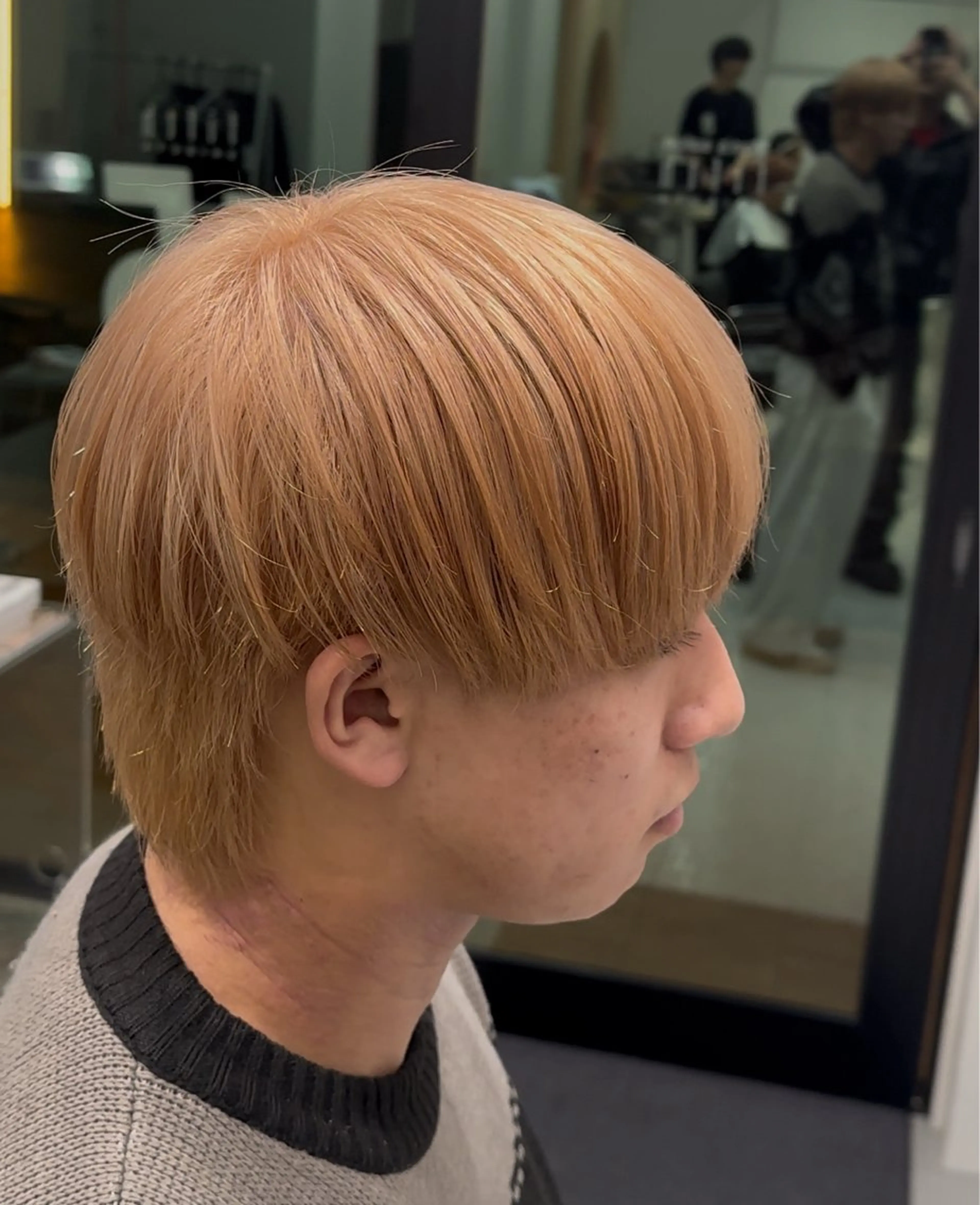 カラー メンズ ベージュカラー ミルクティーベージュ 当日予約⭕️ fifth渋谷太田のヘアスタイル