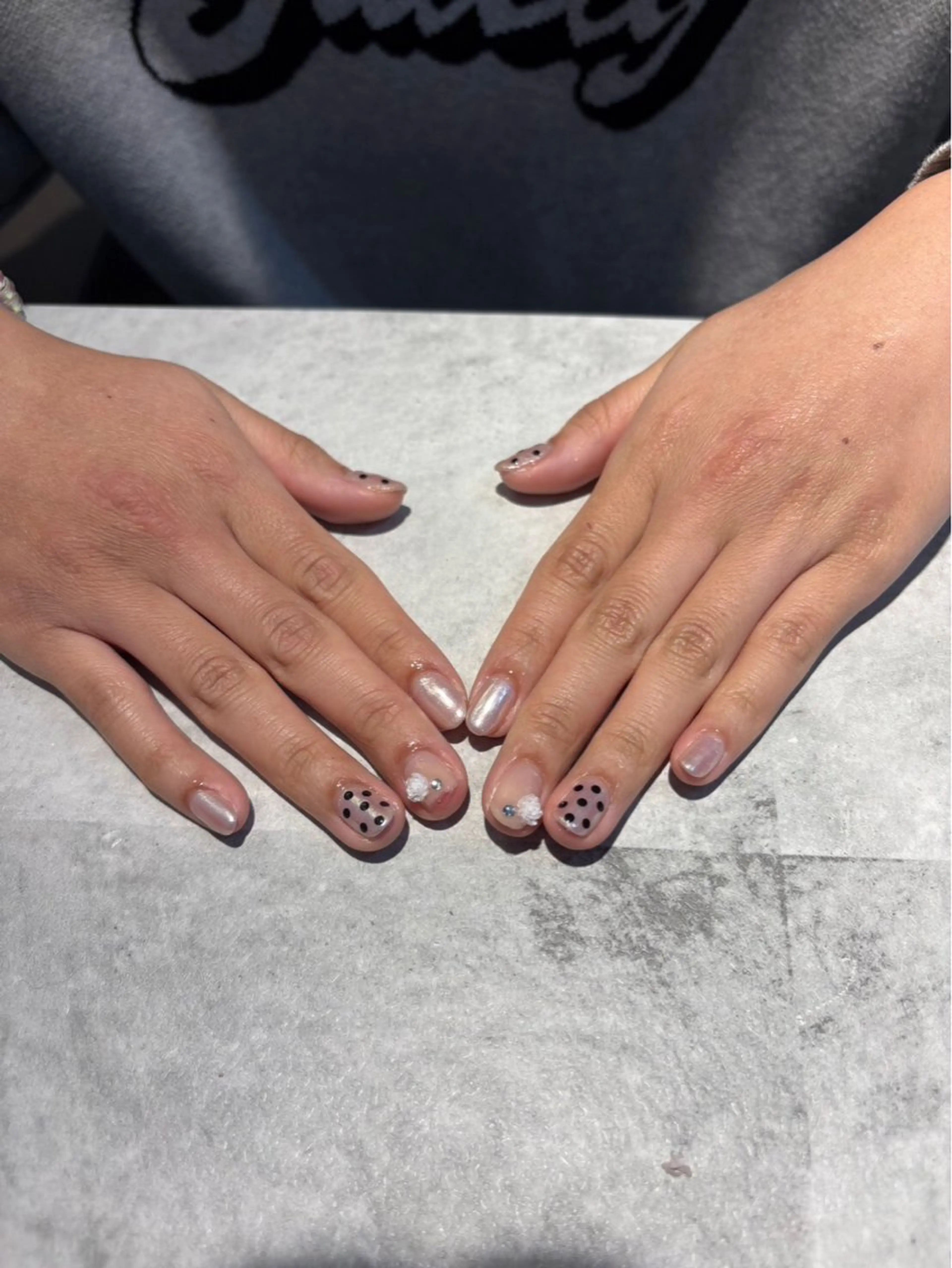 ネイル ハンドネイル エクシアホワイト 立川南口のエステ・リラクイメージ