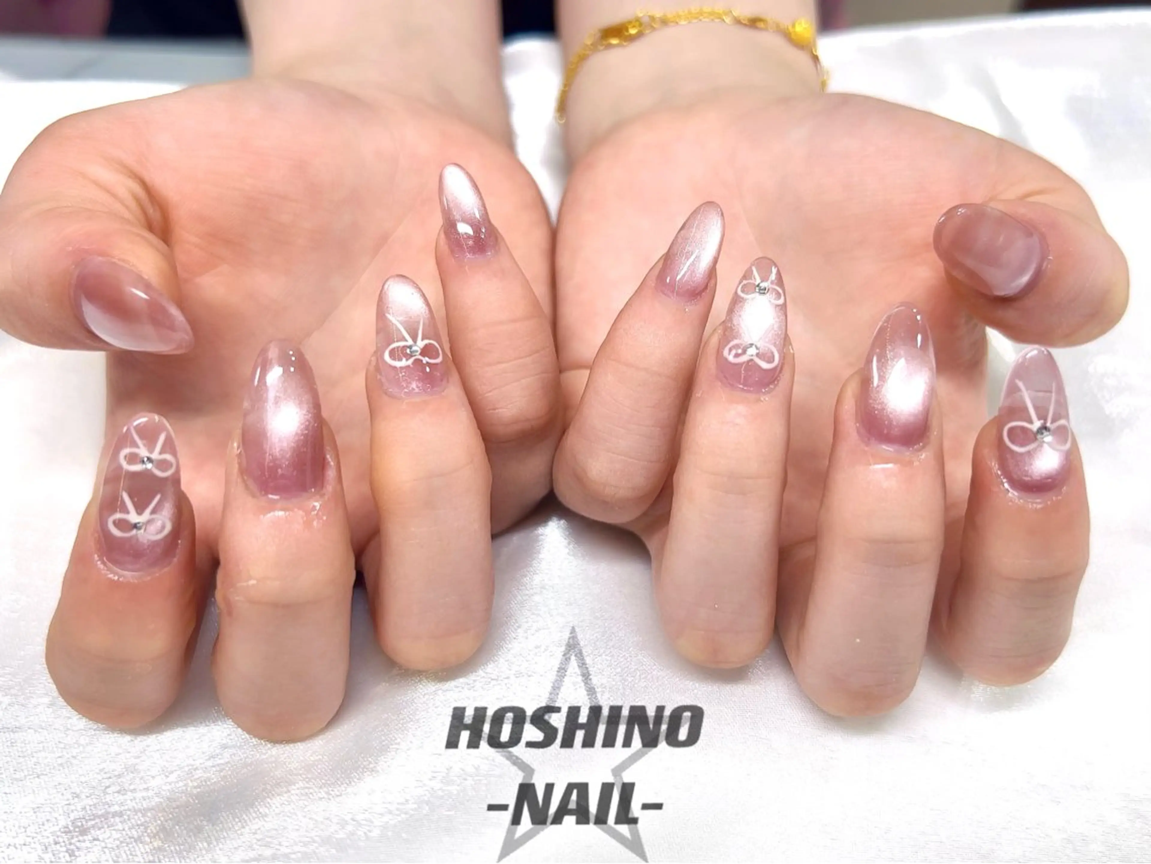 ネイル 韓国ネイル マグネットネイル リボン ワンホンネイル ハンドネイル ★HOSHINO NAIL★新宿店のネイルデザイン
