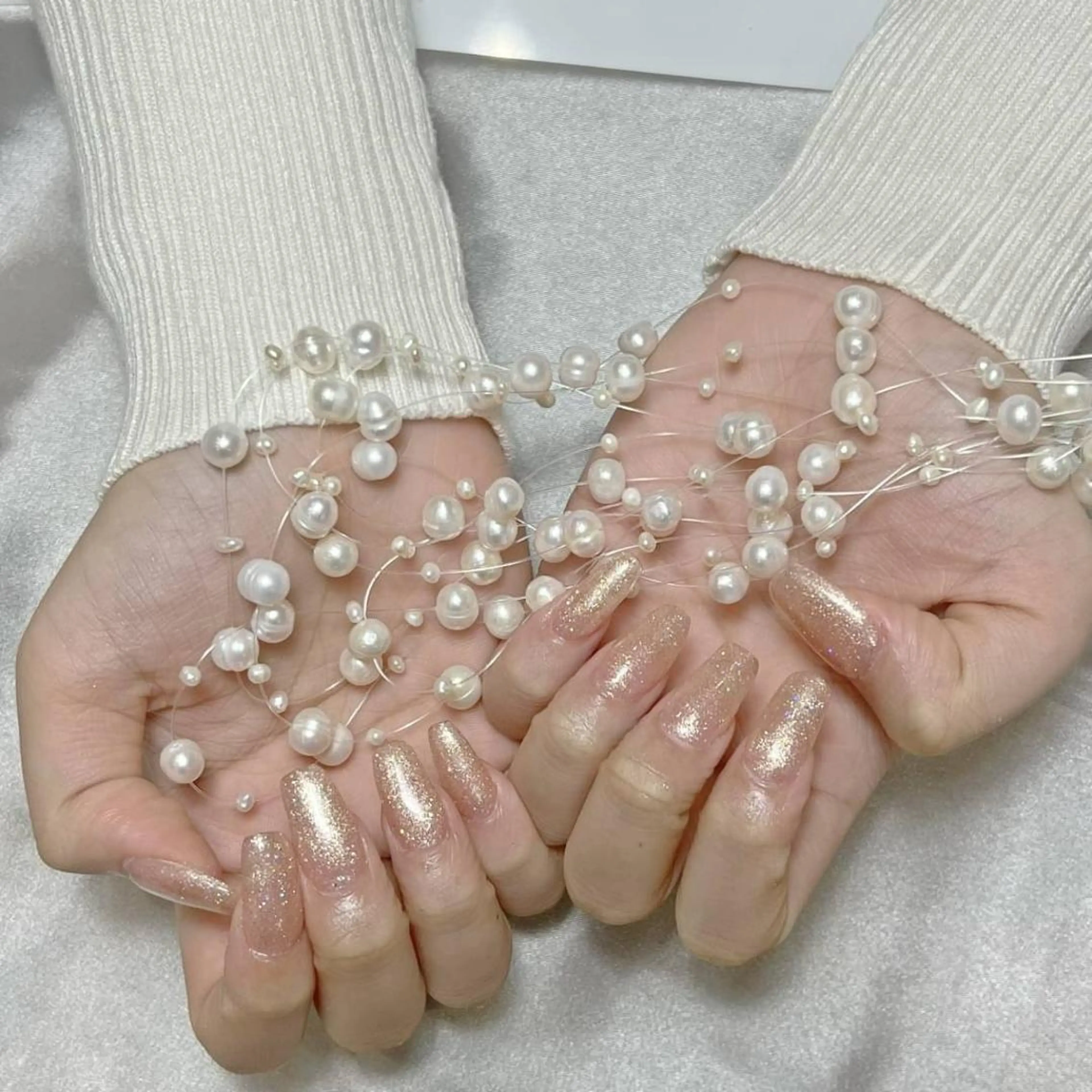 ネイル RAFFINE 月🦋🩵のネイルデザイン