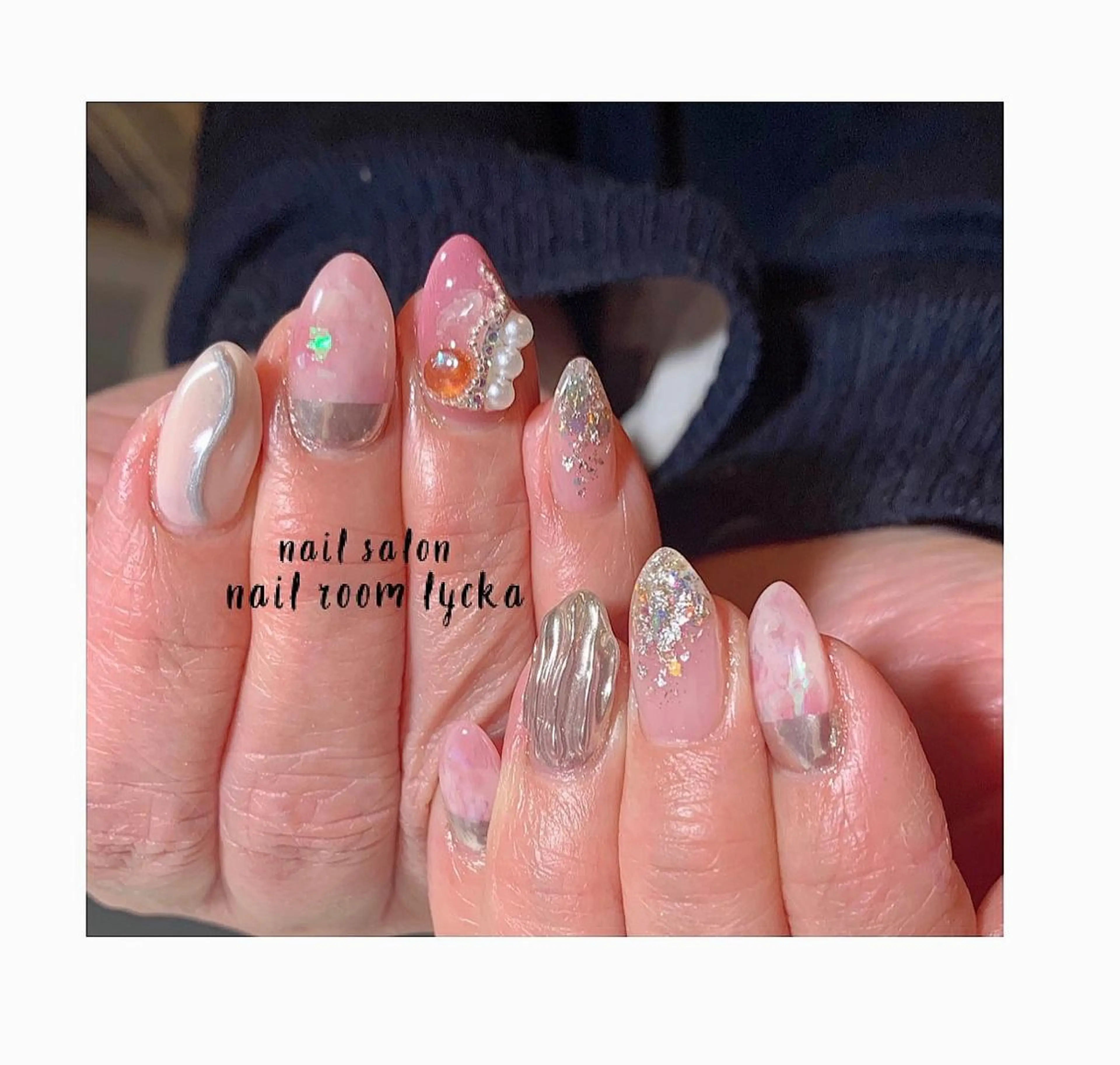 ネイル ジェルネイル ミラーネイル ニュアンスネイル パラジェル 春ネイル ﾈｲﾙﾙｰﾑﾘｯｶ 𝐦𝐚𝐲𝐮のネイルデザイン