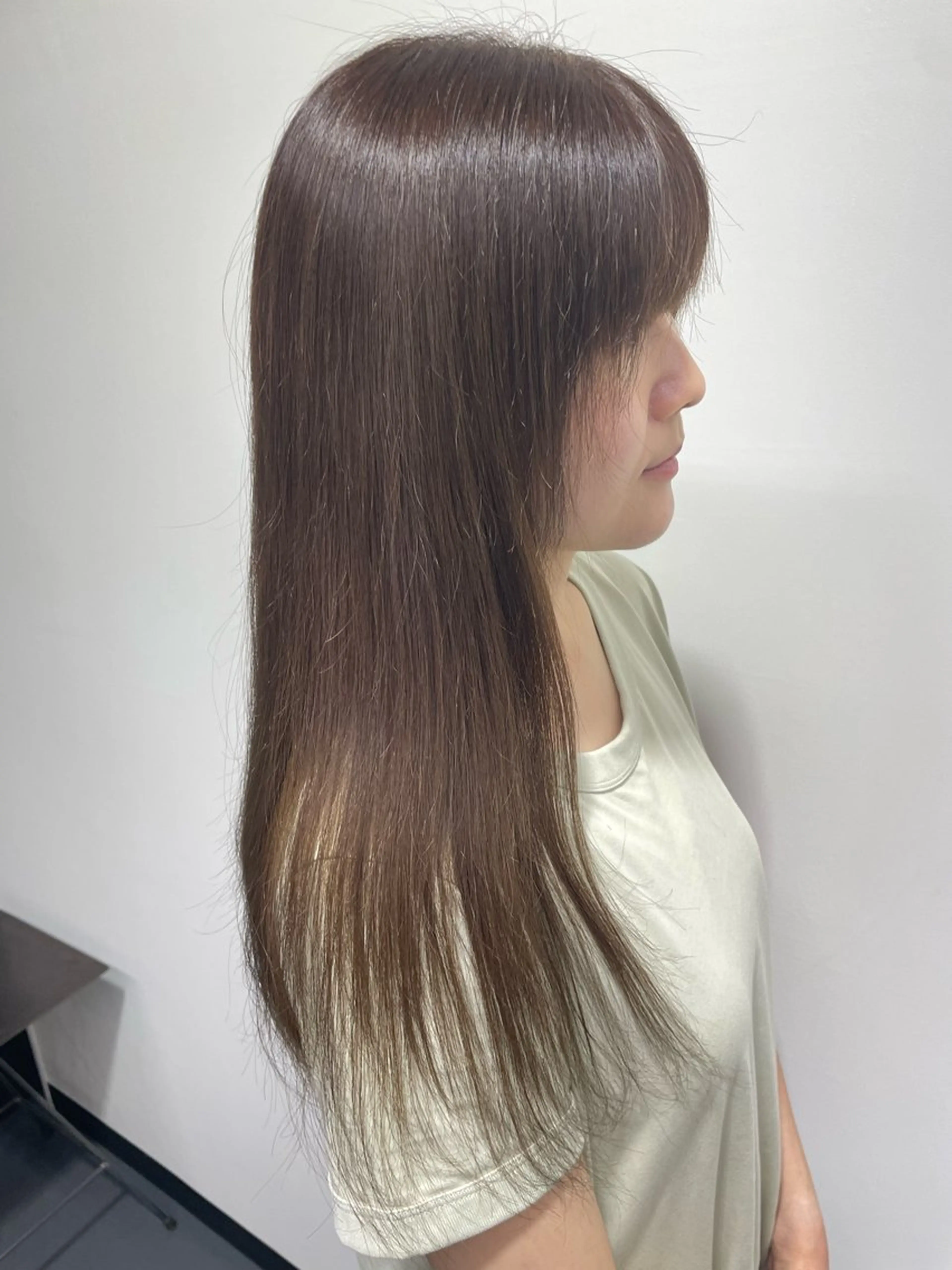 ロング カラー KARIOCA HEAD DESIGN所属・Sakairi Yunaのヘアスタイル