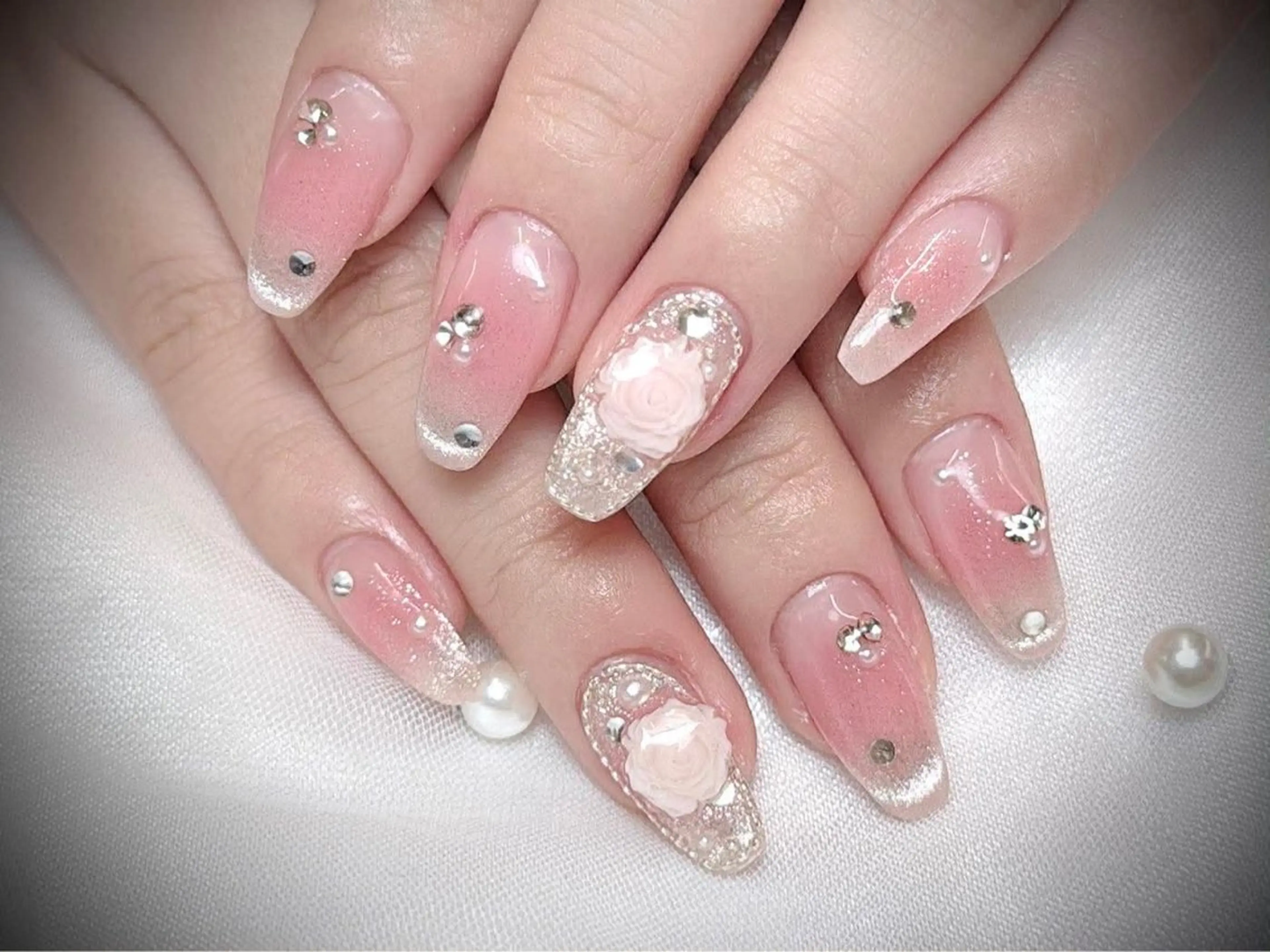 ネイル チークネイル フレンチネイル グラデーション マグネットネイル ミラーネイル ハンドネイル VP nail 新大久保所属・sorako nailのネイルデザイン