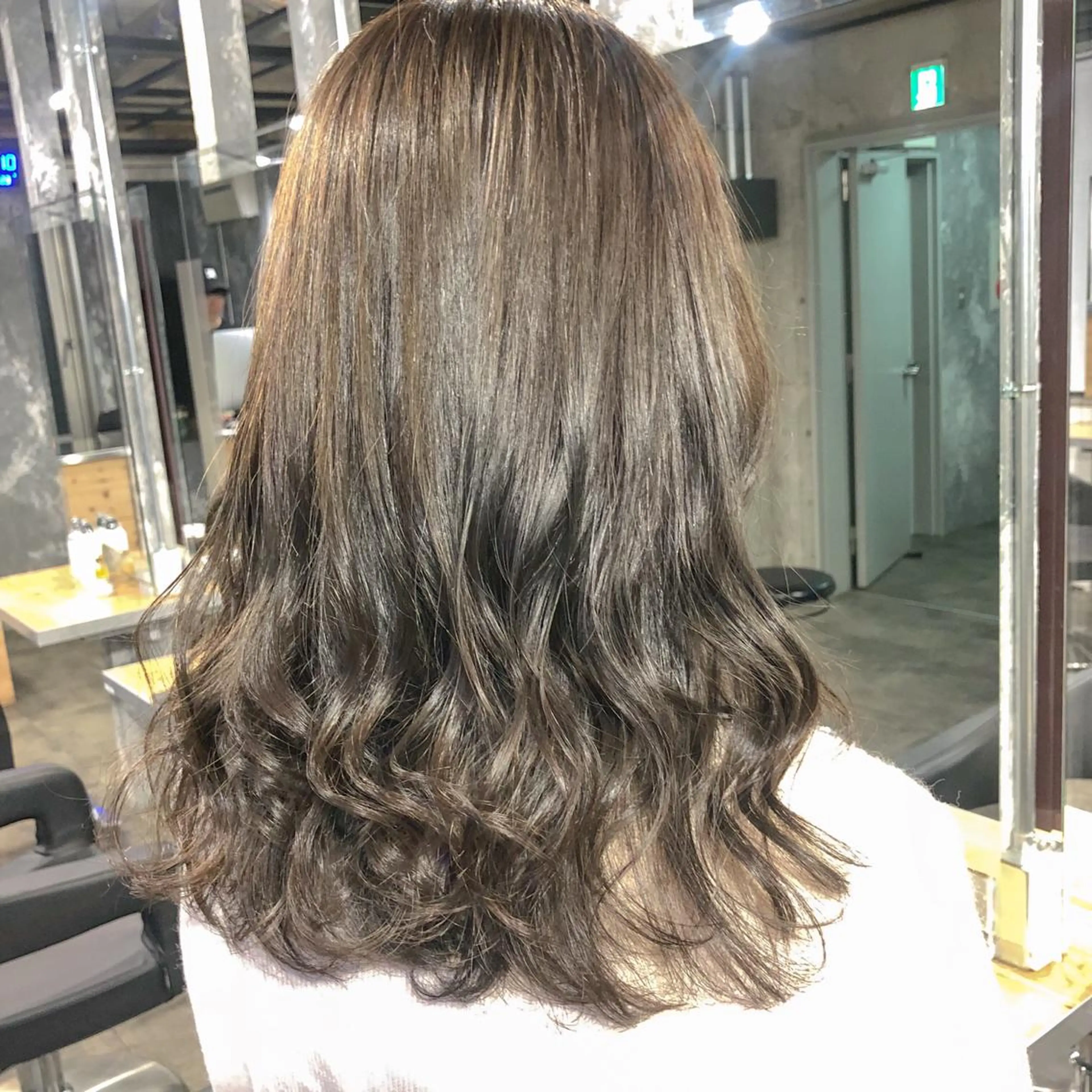 カラー 🔷似合わせのプロ KUMA🔷のヘアスタイル