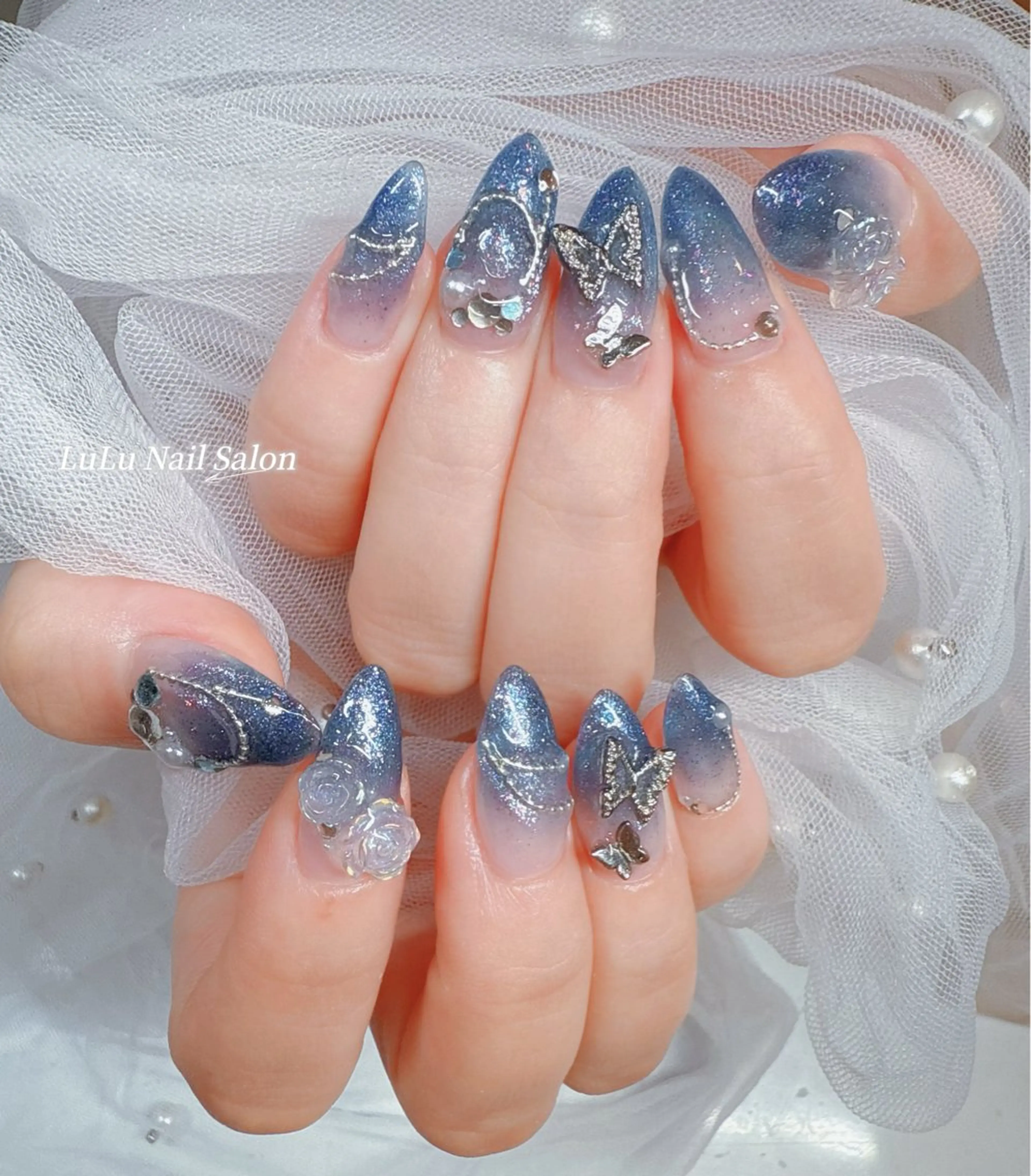 ネイル ハンドネイル LULU Nail  Salon 新宿所属・LU LU NailSalonのネイルデザイン