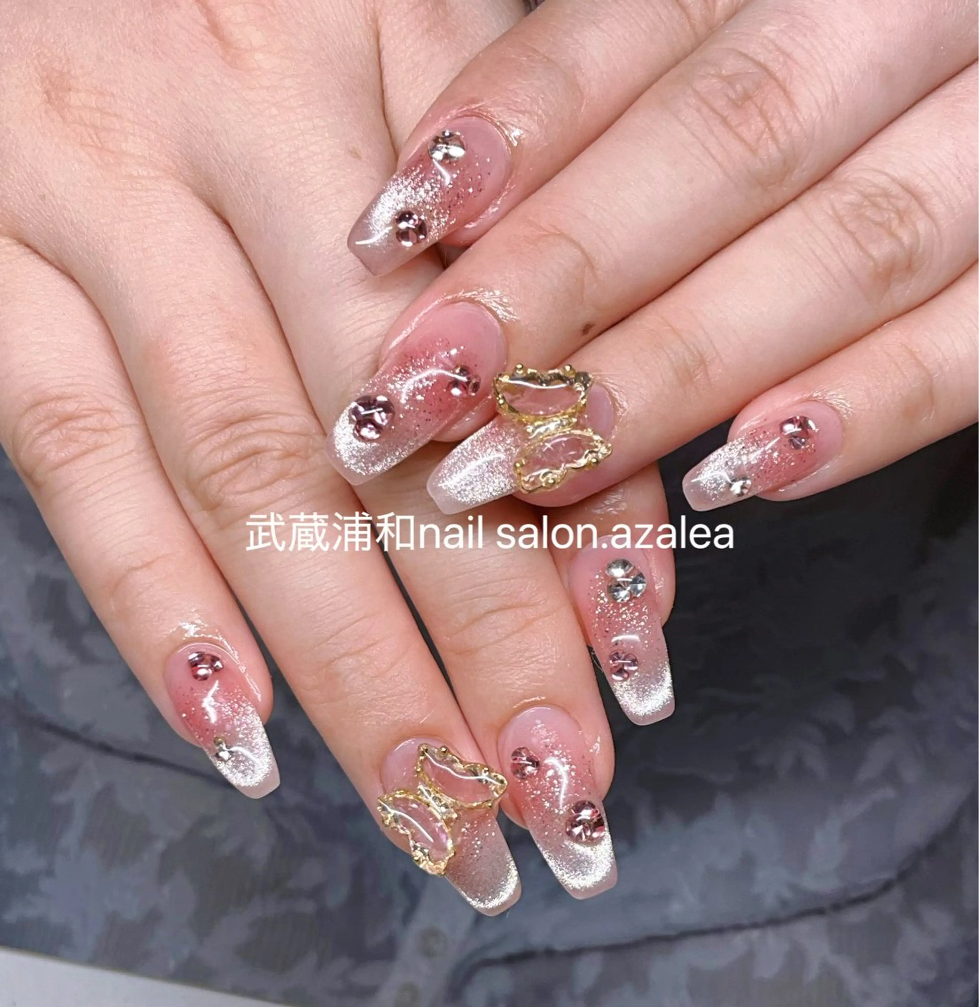 ネイル ハンドネイル R inのネイルデザイン