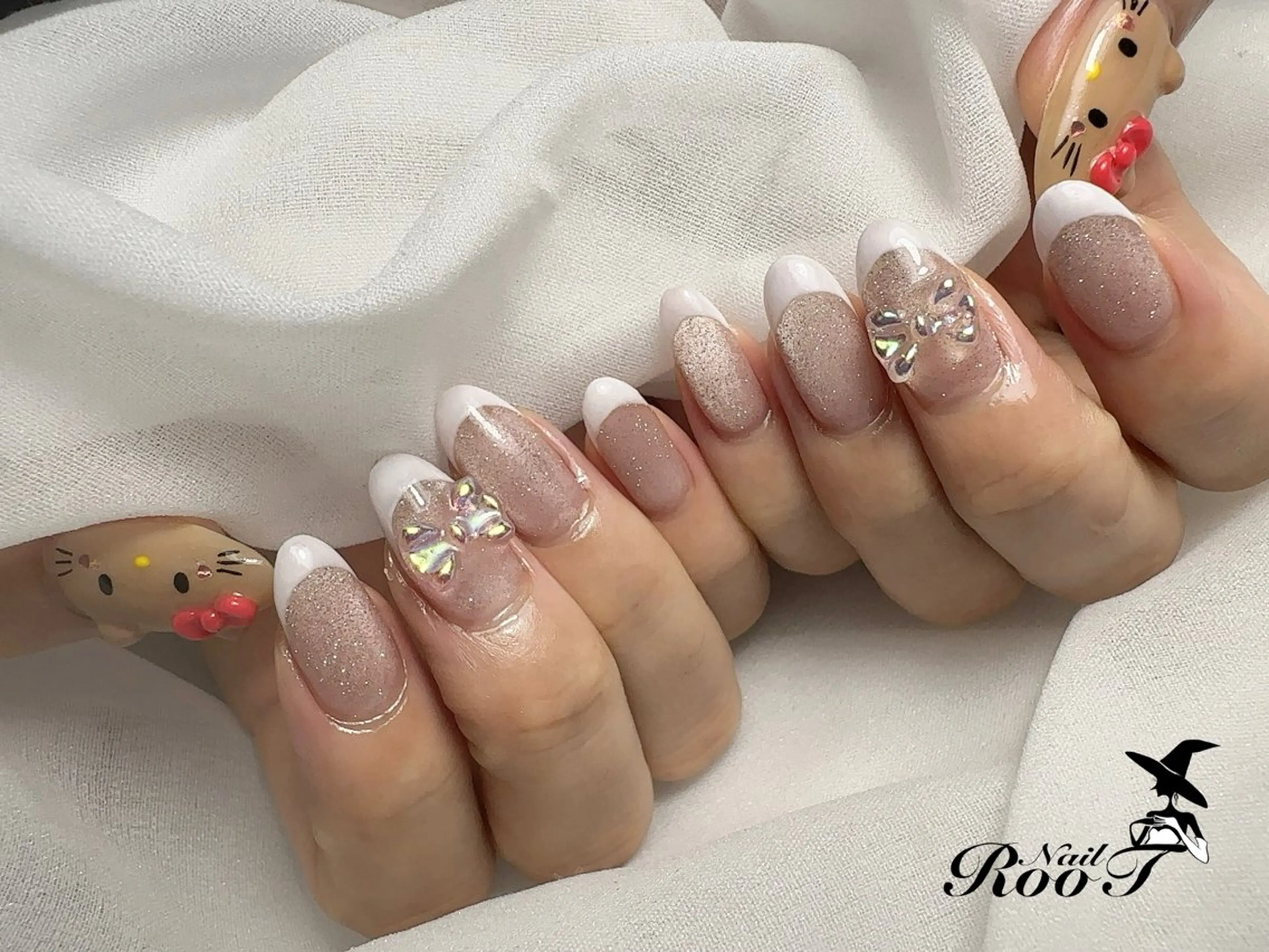 ネイル フレンチネイル マグネットネイル ハンドネイル RooT Nailのネイルデザイン