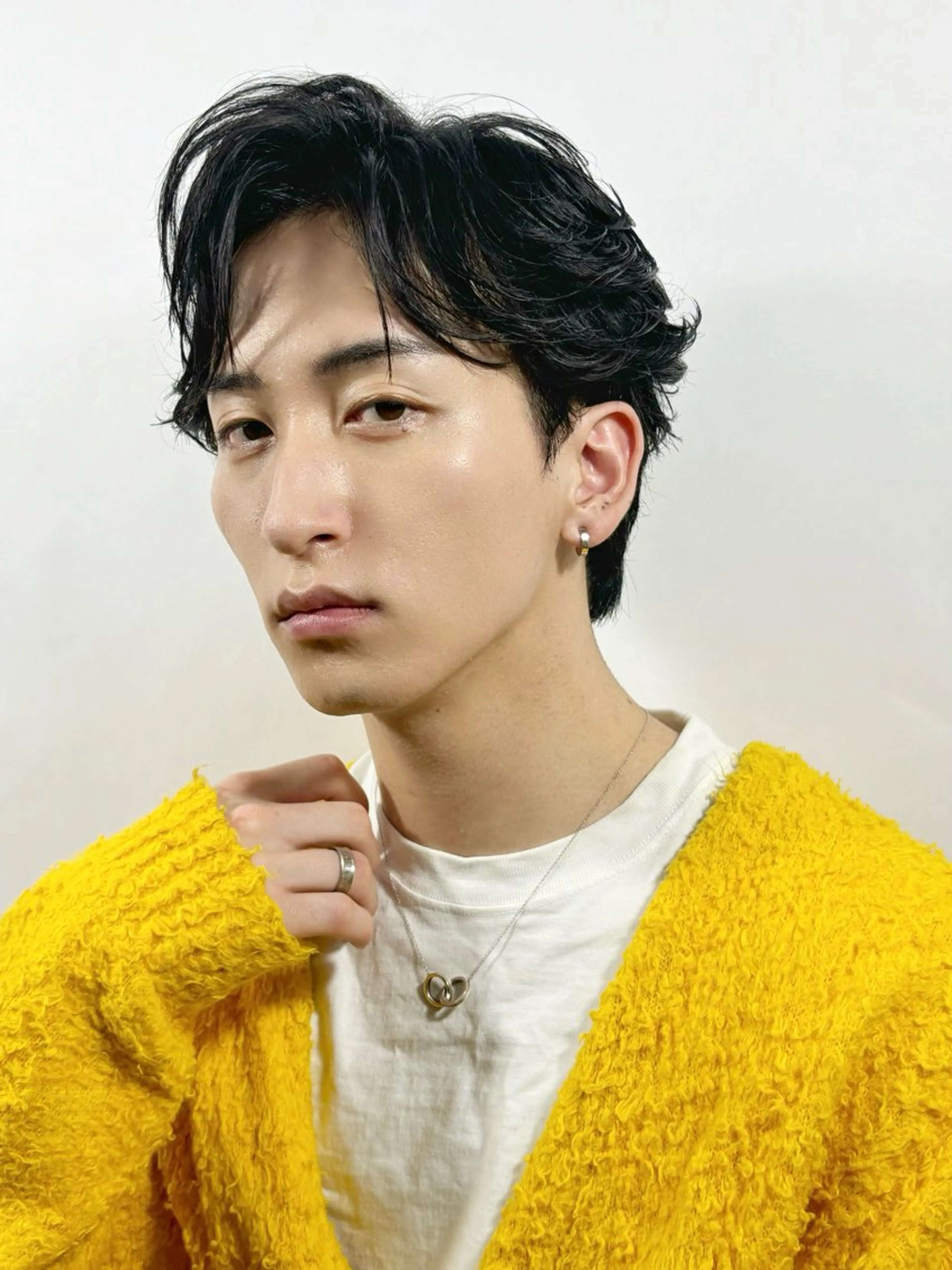 ショート パーマ メンズ カット パーマ ✨️センターパート/ 曲がる縮毛矯正✨️のヘアスタイル