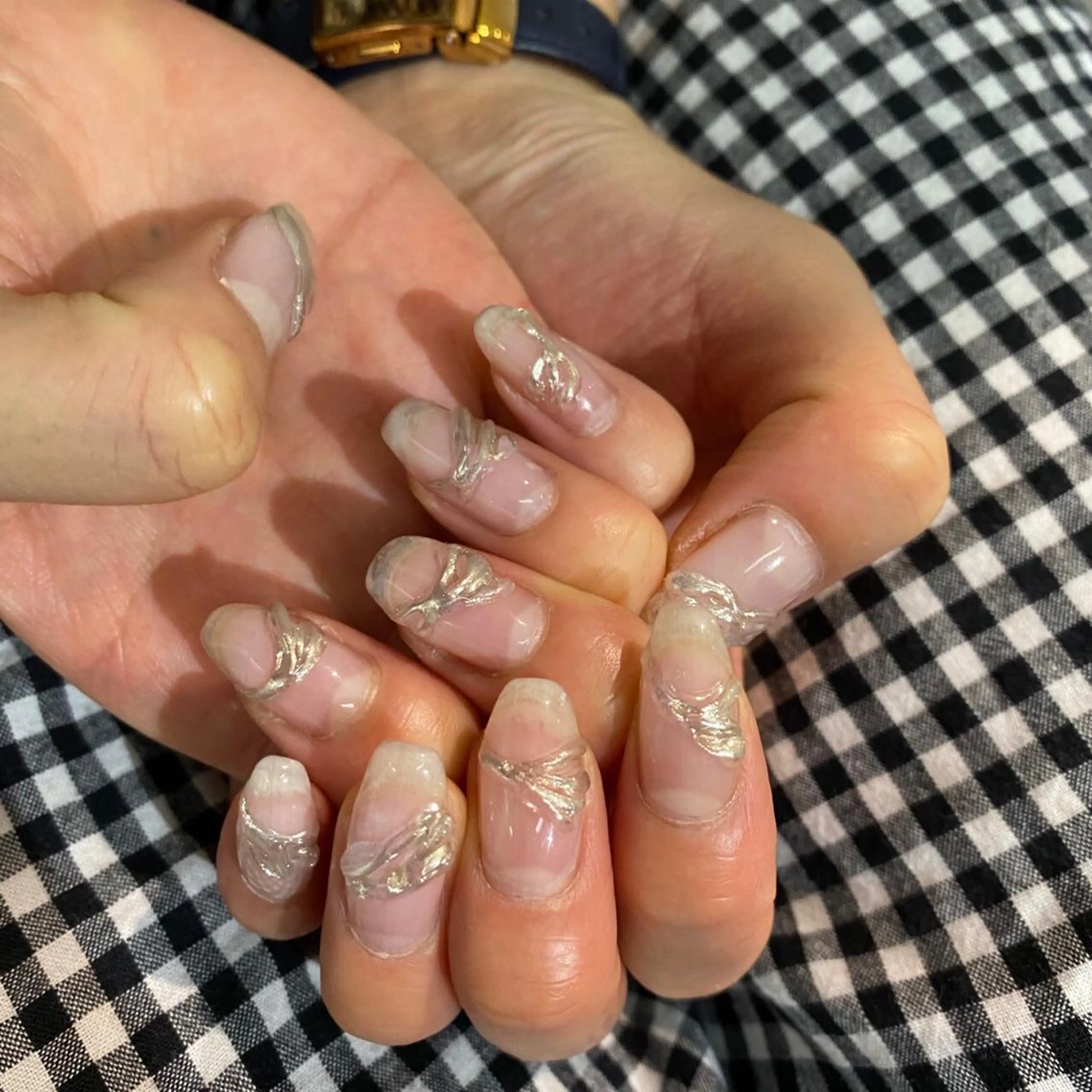 ネイル 椿森 美瑠紅の眉毛・アイブロウイメージ