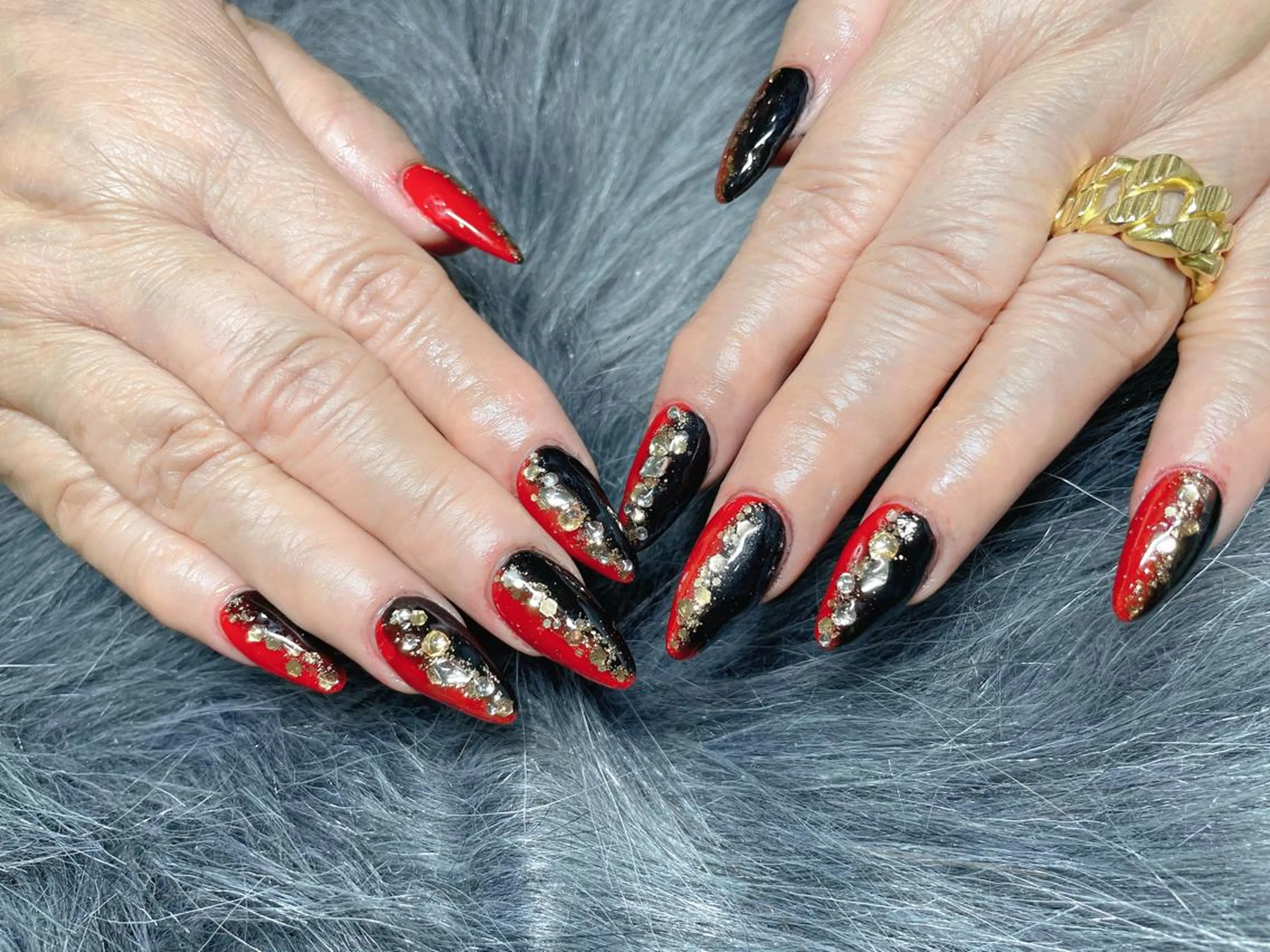 ミディアム ネイル 《LB》ラブリエ Nail&eyeのマツエク・マツパデザイン