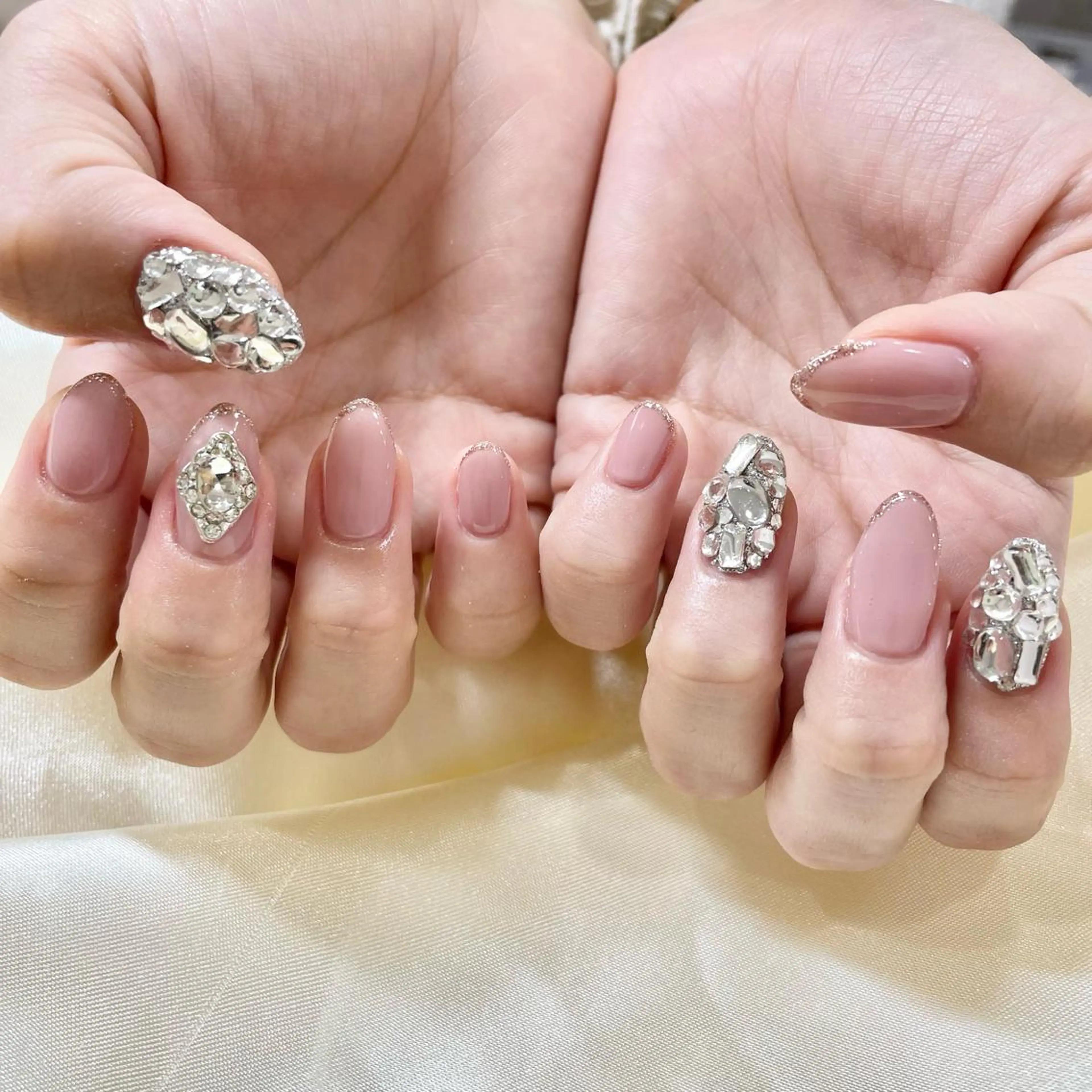 ネイル キラキラネイル 韓国ネイル 🎀AYAKO 🎀中韓ネイルのネイルデザイン