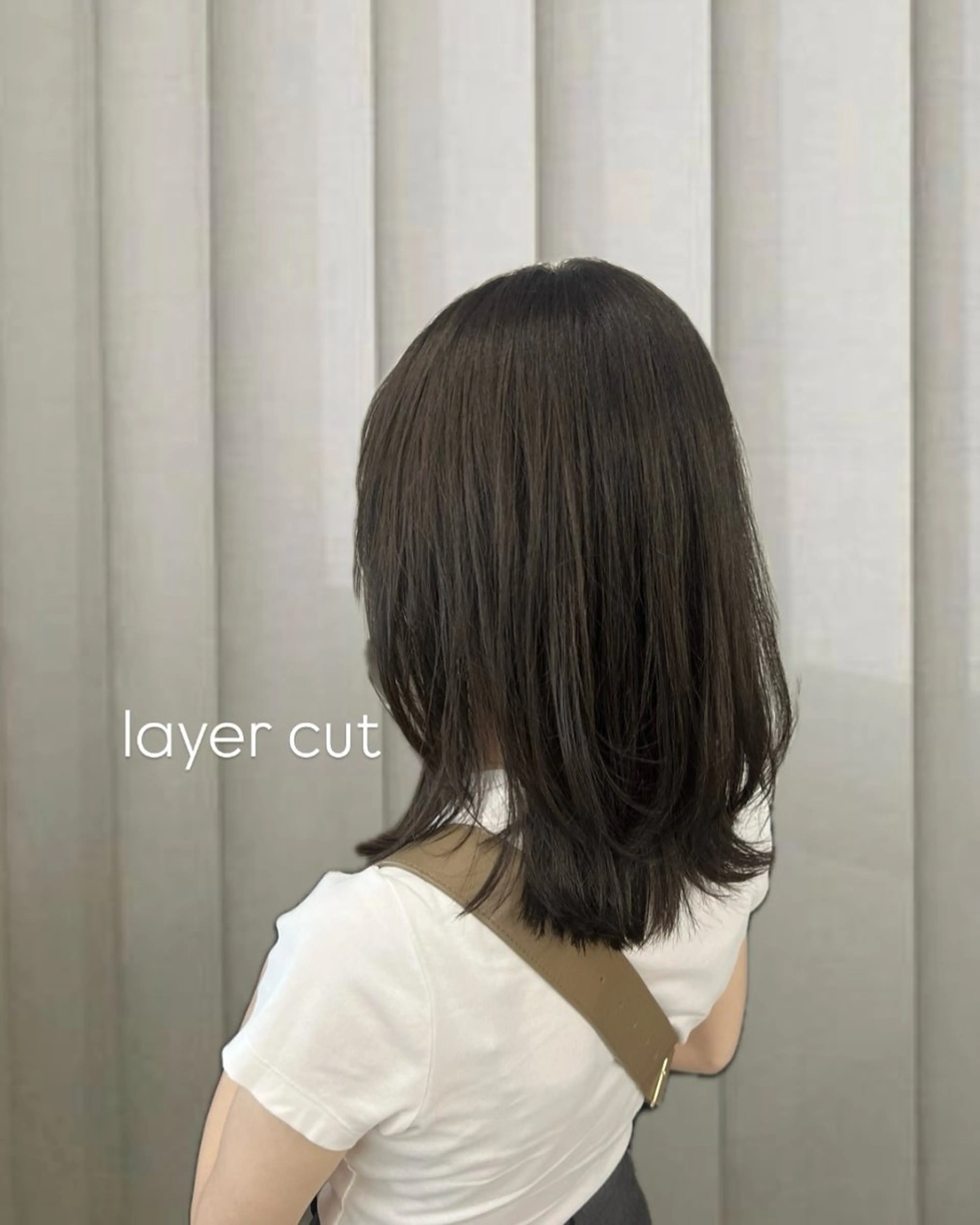 ミディアム INORI /フェイスレイヤーのヘアスタイル