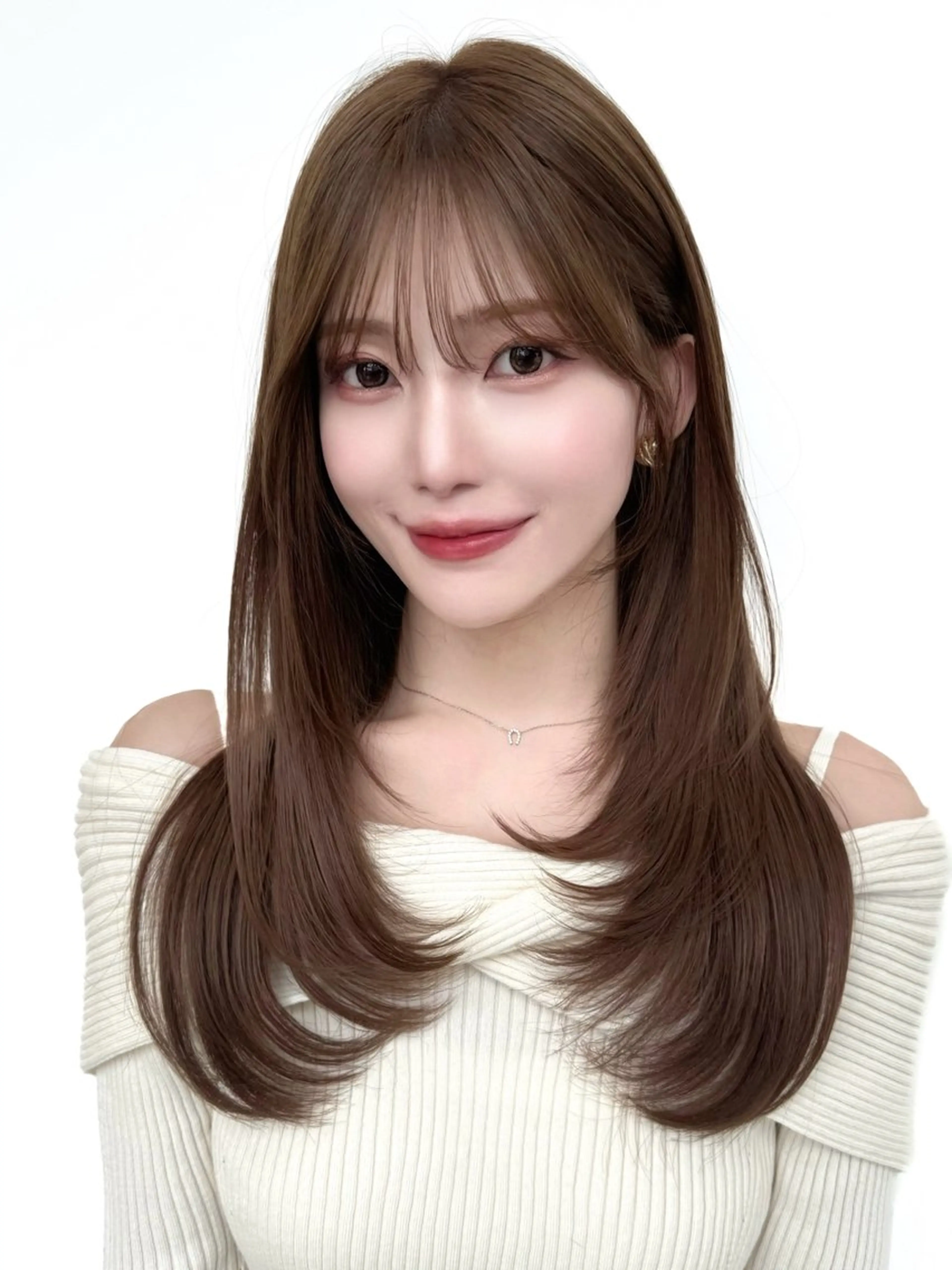 セミロング カット ヘアカラー トリートメント レイヤーカット/ 顔まわり/アオイのヘアスタイル