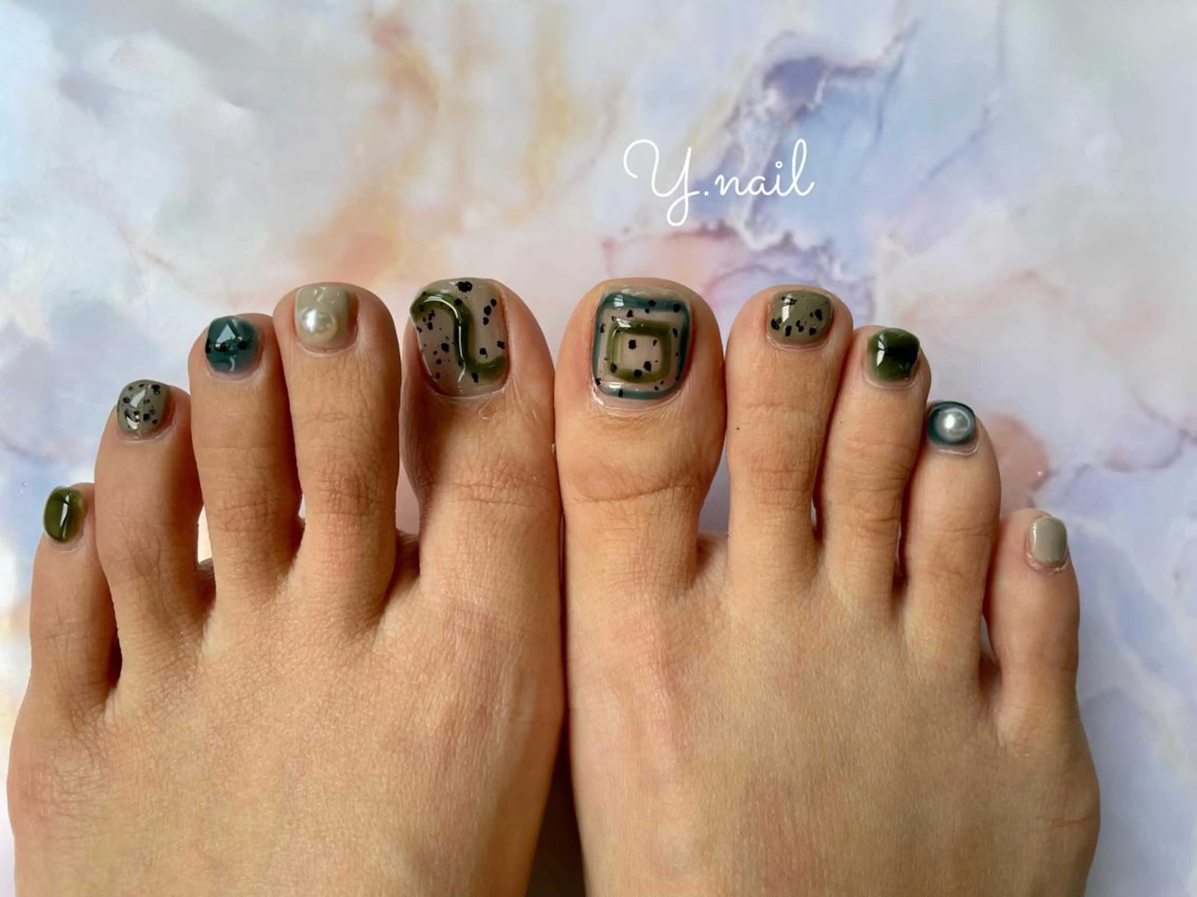 ネイル Feliz所属・Feliz 楽しいネイルサロンのネイルデザイン