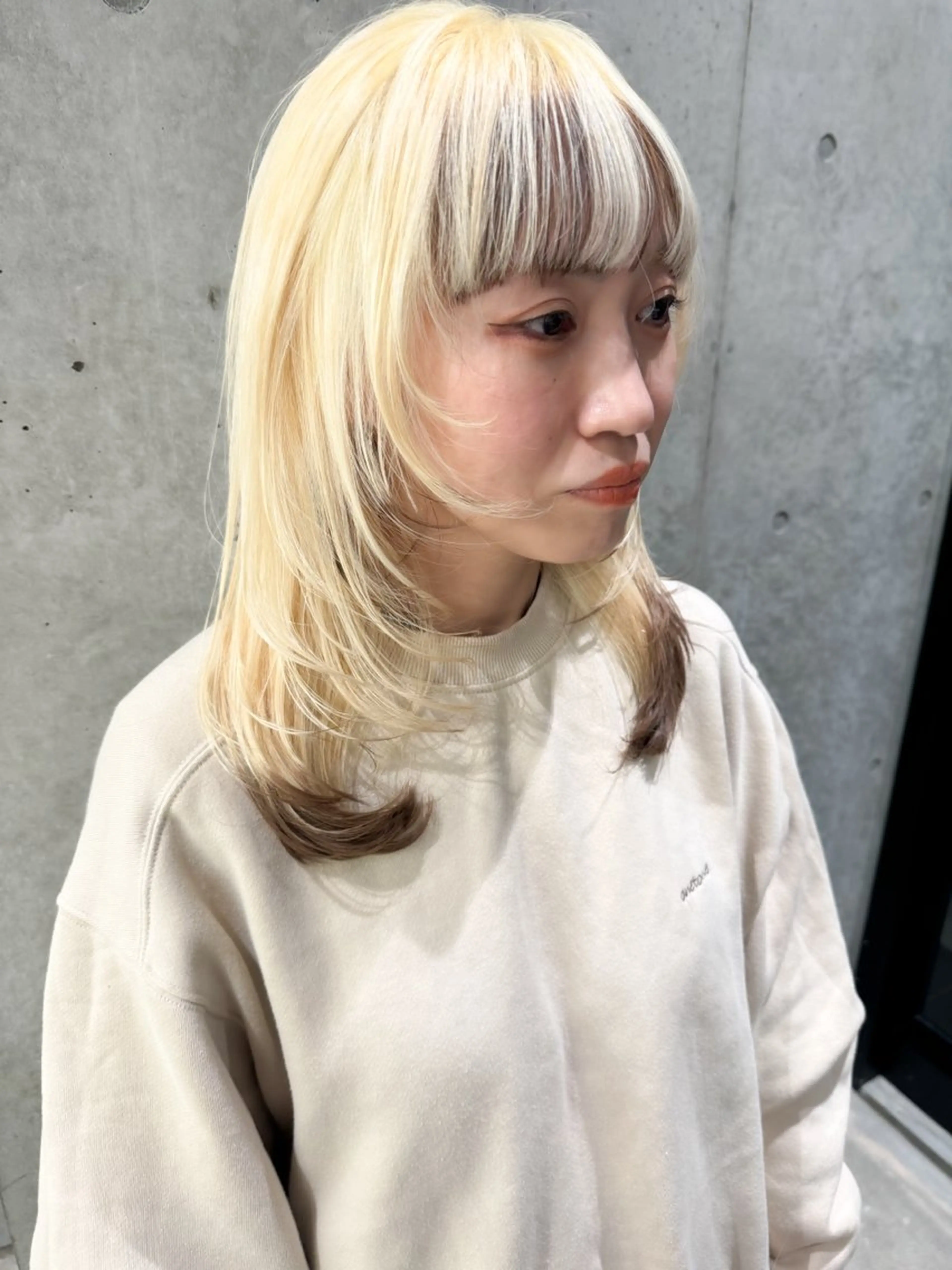 ミディアム カラー ヘアアレンジ ミニボブ/ブリーチ 🌈MISATOのヘアスタイル