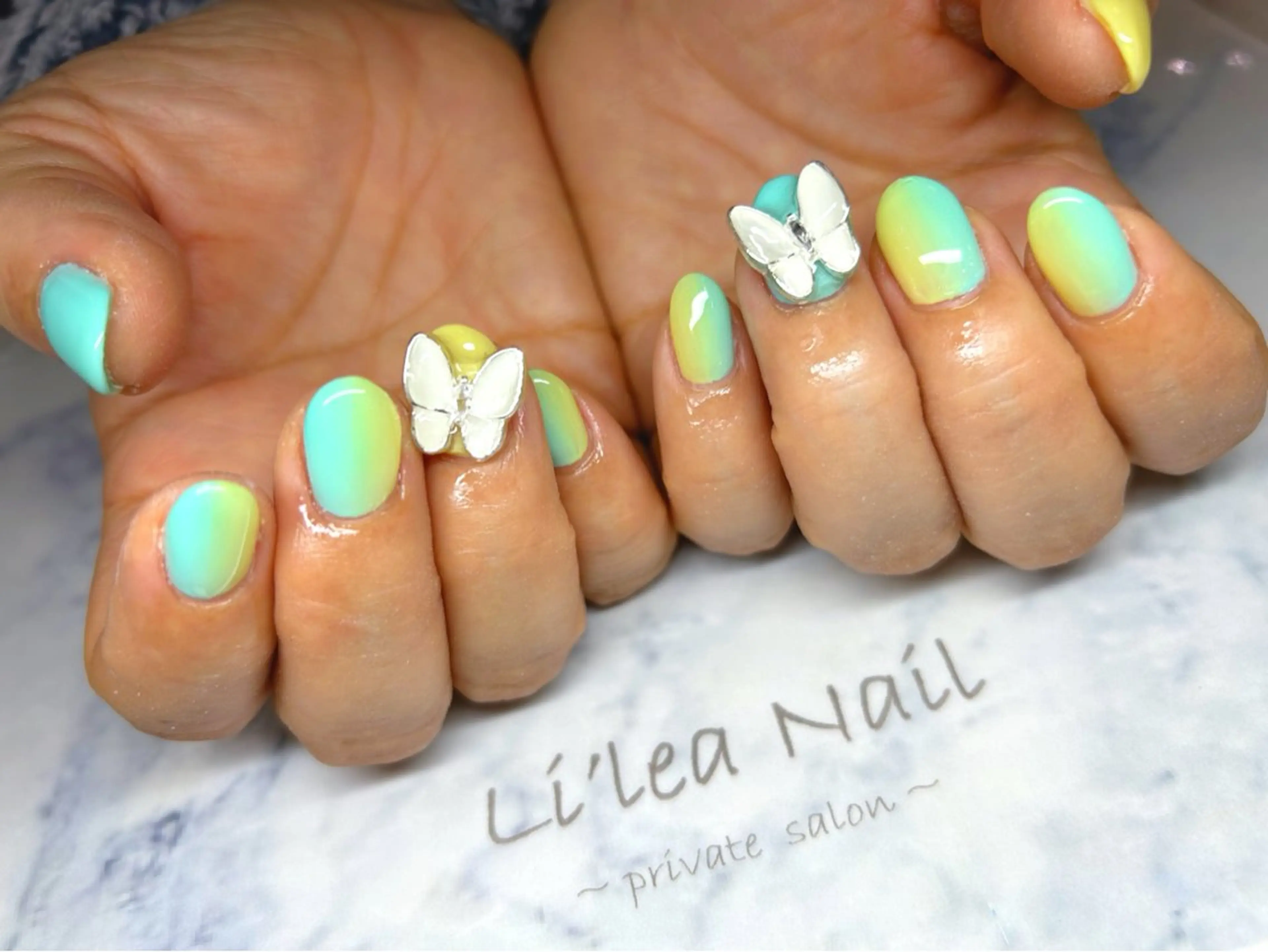 ネイル Li'leaNail AINAのネイルデザイン