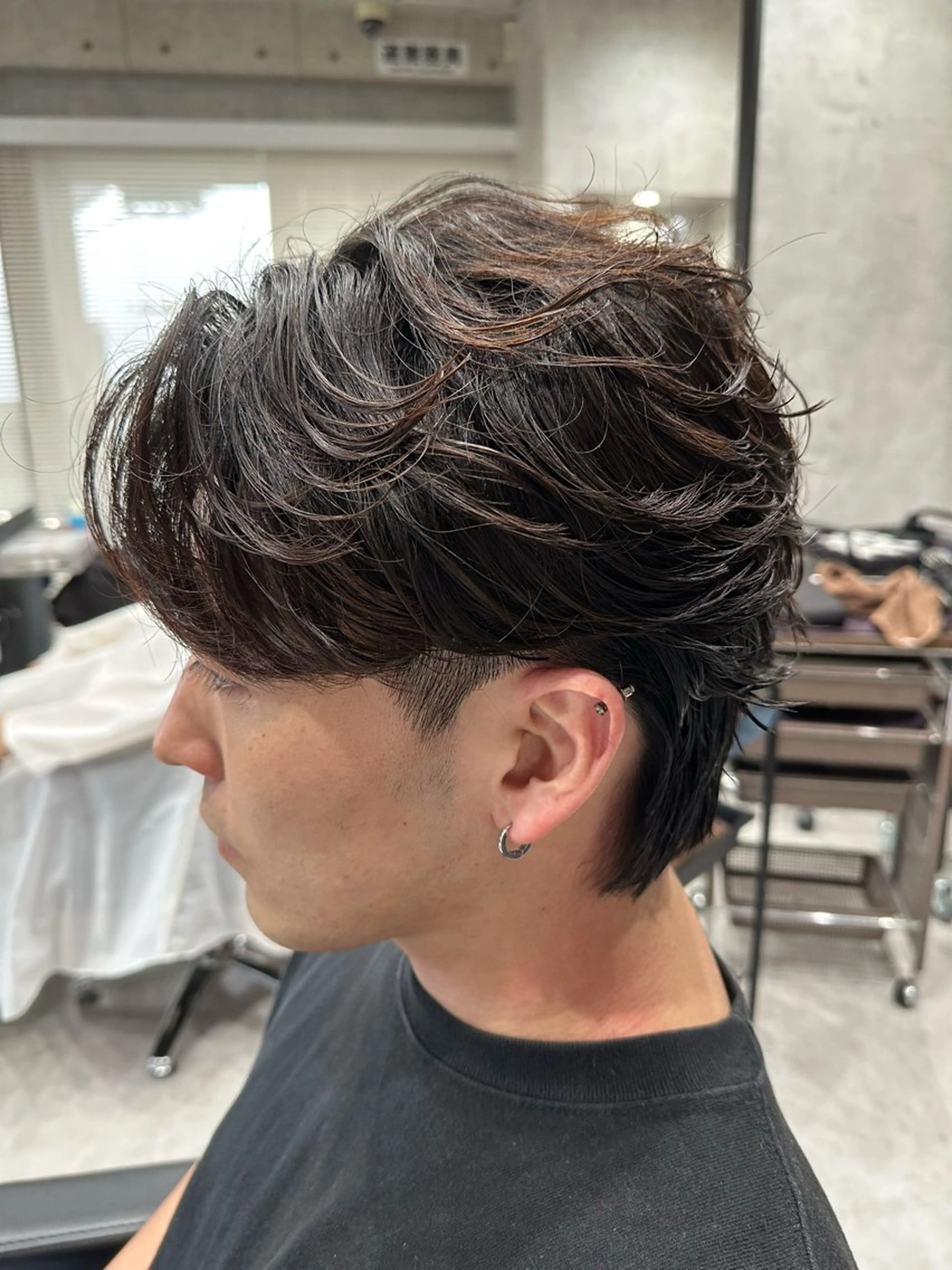 ショート パーマ メンズ フェザーパーマ メンズパーマ カット パーマ ユウ🪄 パーマ指名No1のヘアスタイル