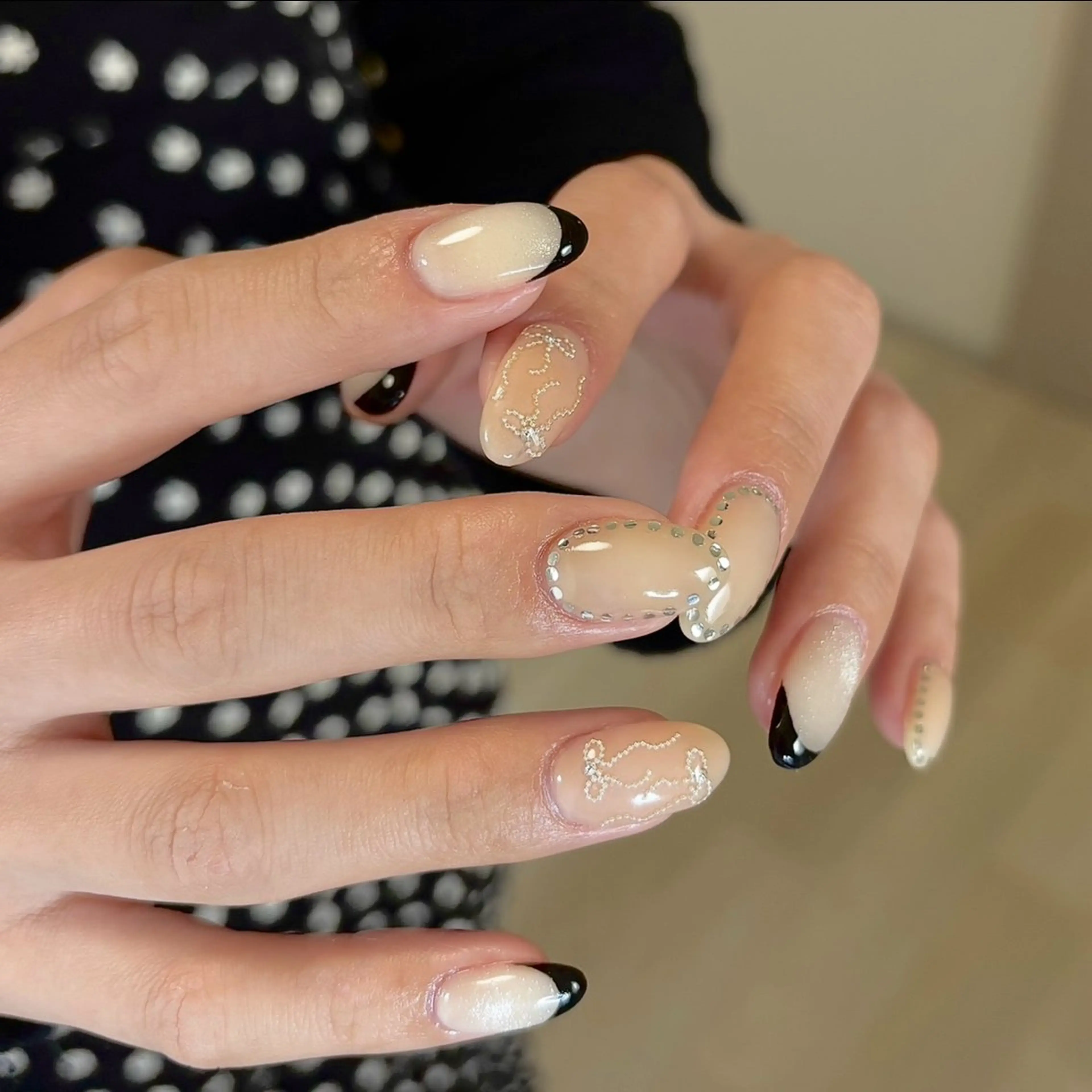 ネイル リボン ハンドネイル moufu.nail /sayaka 本町のネイルデザイン