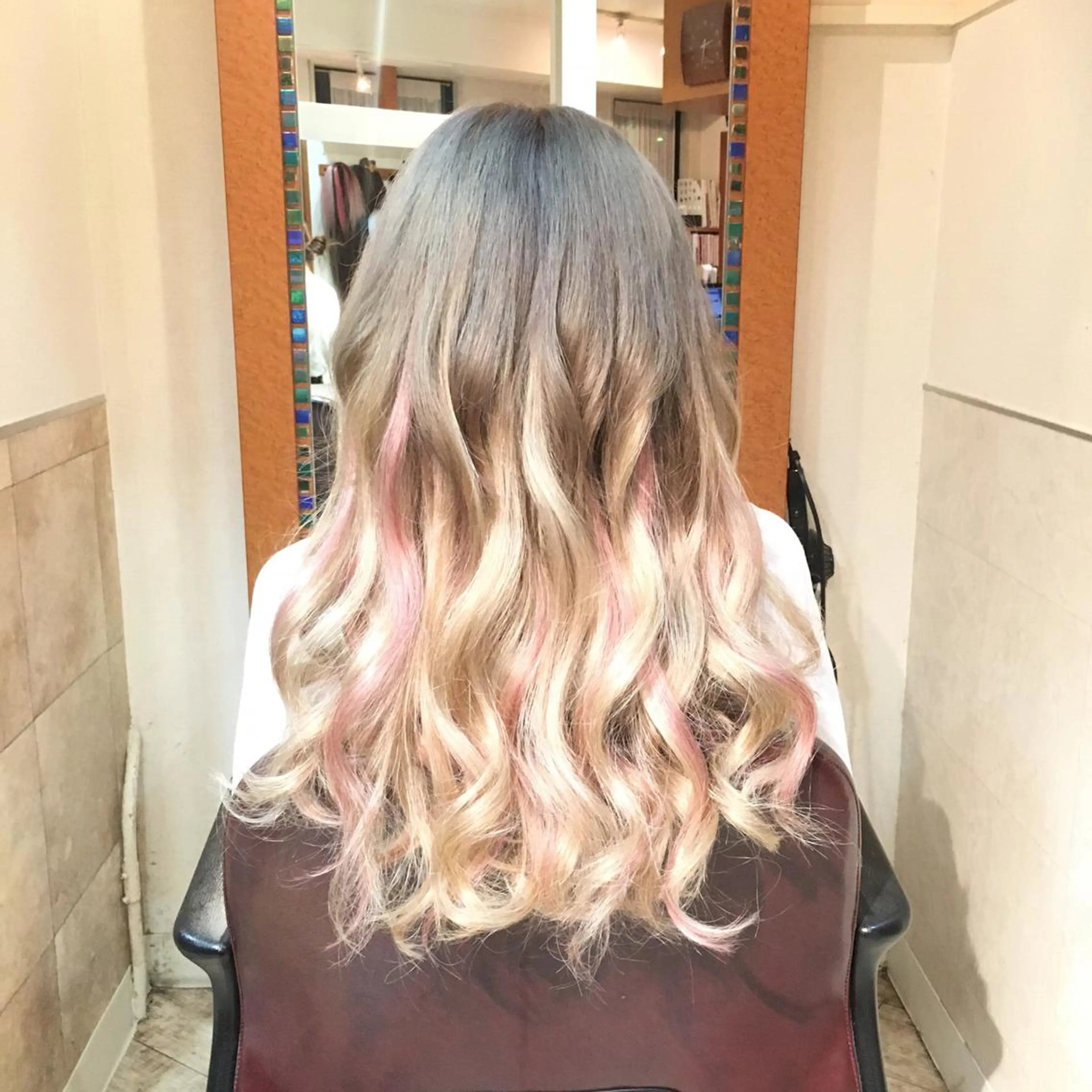 ロング ヘアアレンジ カット ヘアカラー トリートメント エクステ リピート指名no.1 /ruiのヘアスタイル