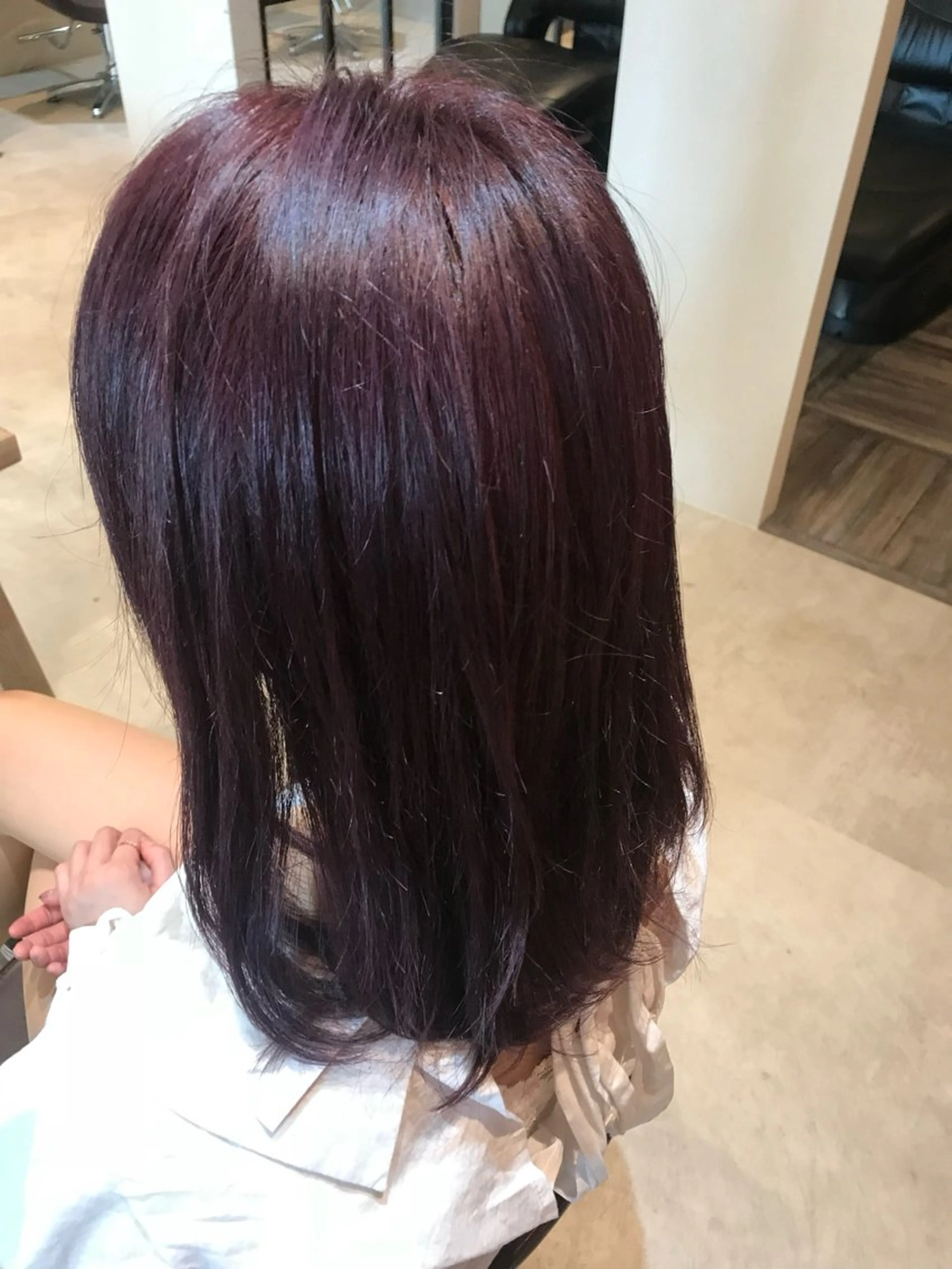 ミディアム カラー AUBE hair ales福岡平尾店所属・塚本 昂のヘアスタイル