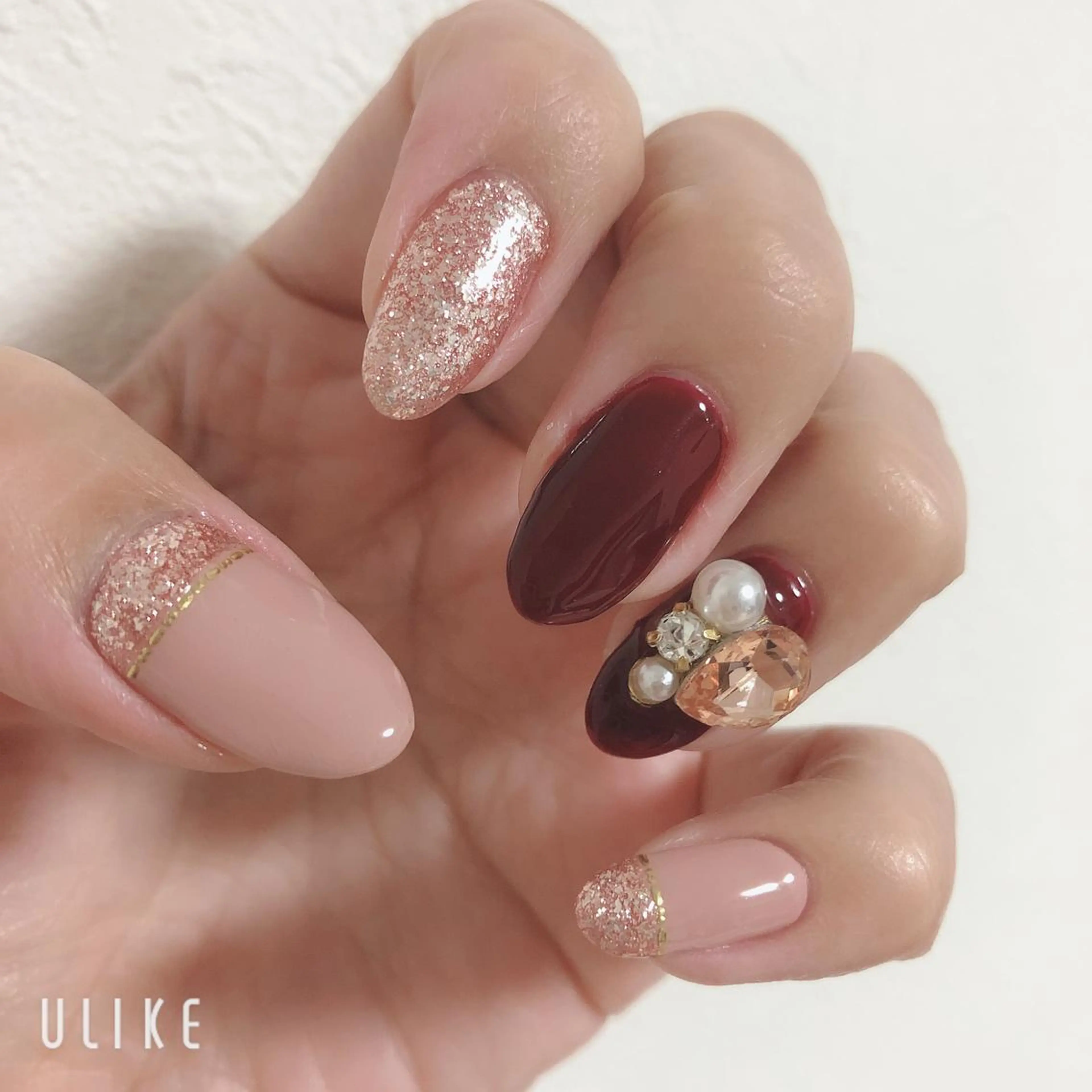 【ジェルネイルコース】 ジェル+アート4本(特殊パーツ除く)の写真