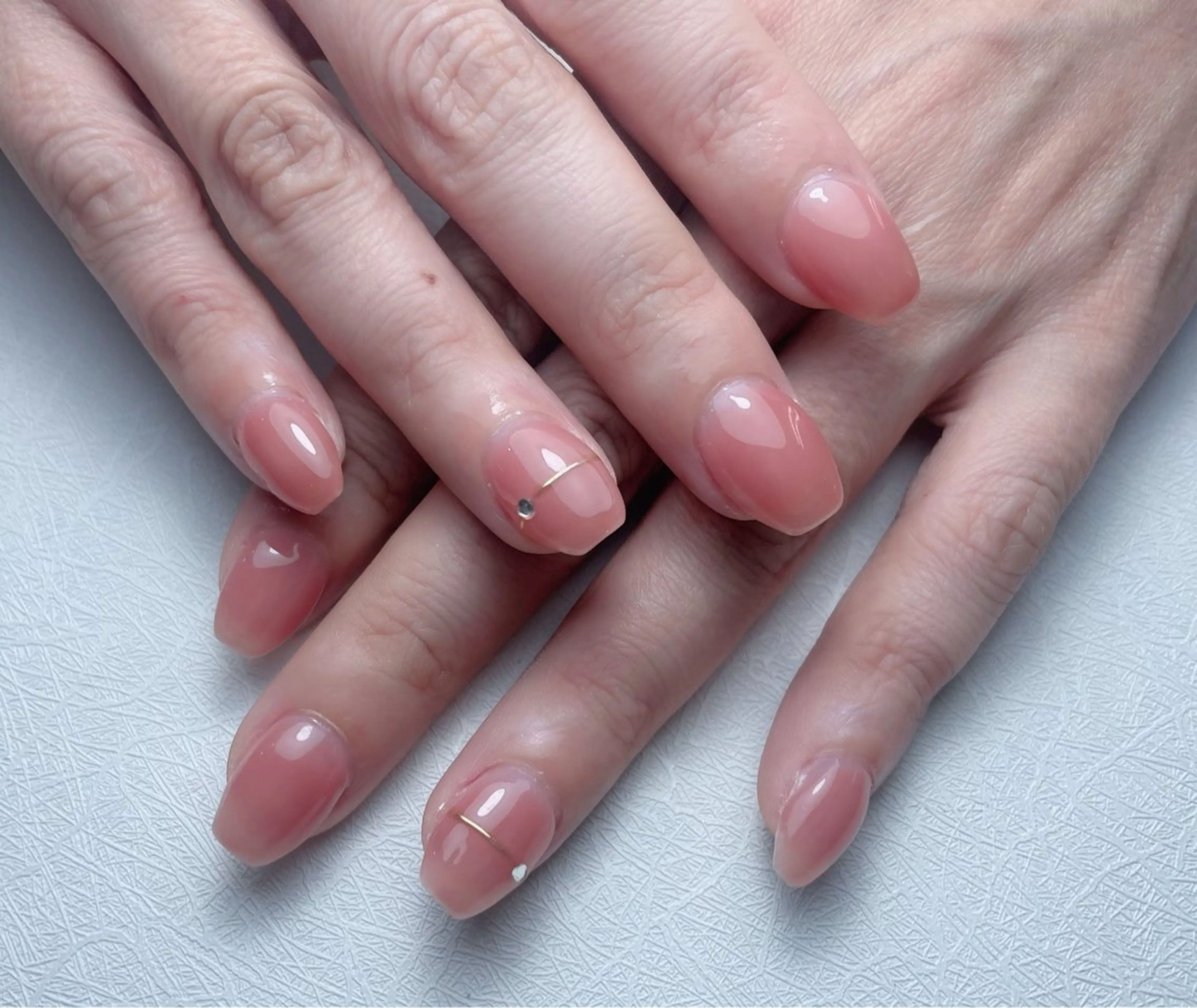 ネイル チークネイル 長さ出し フレンチネイル グラデーション キラキラネイル ハンドネイル 中野駅から2分 MEO NAILのネイルデザイン