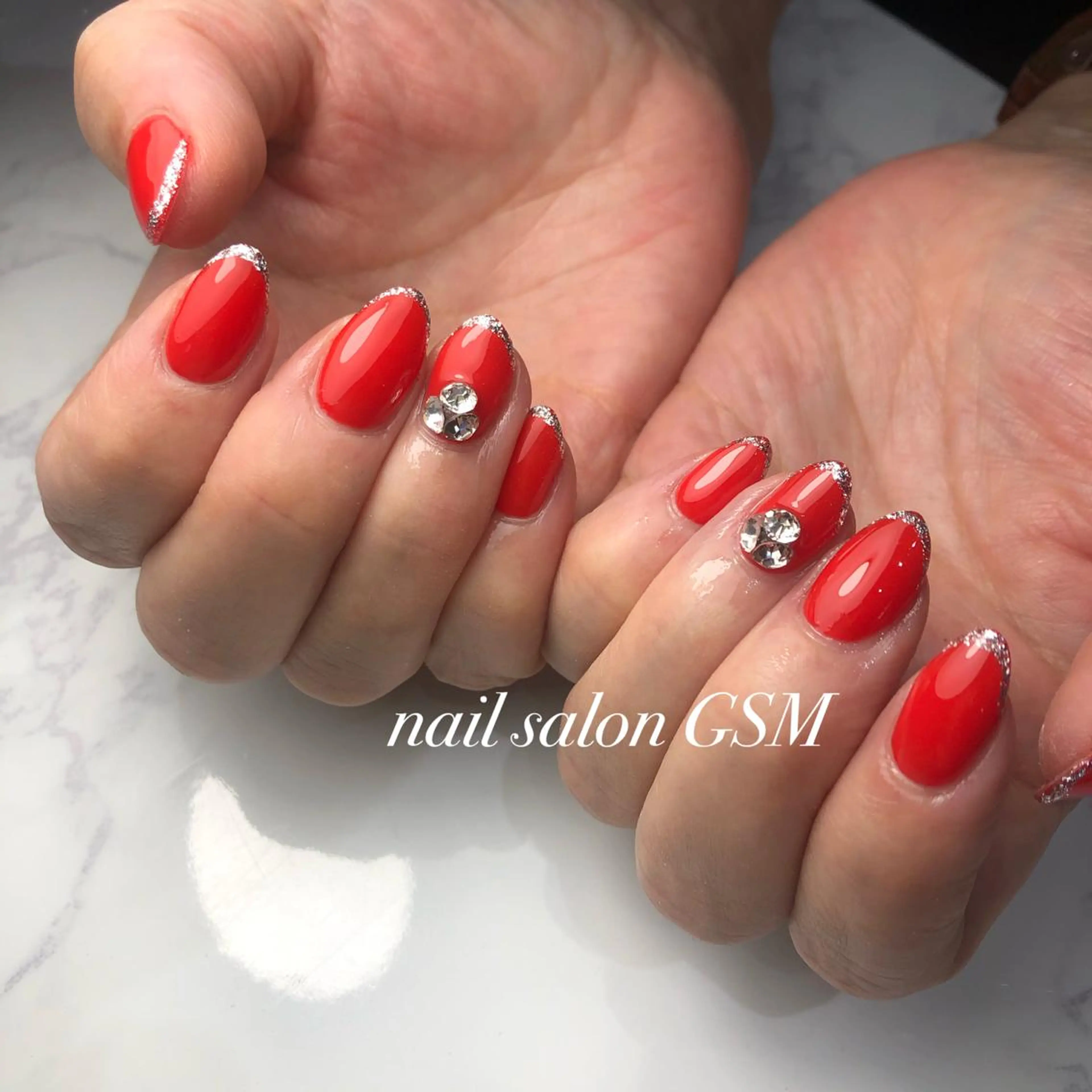 ネイル シンプルネイル ハンドネイル nail salon GSMのネイルデザイン