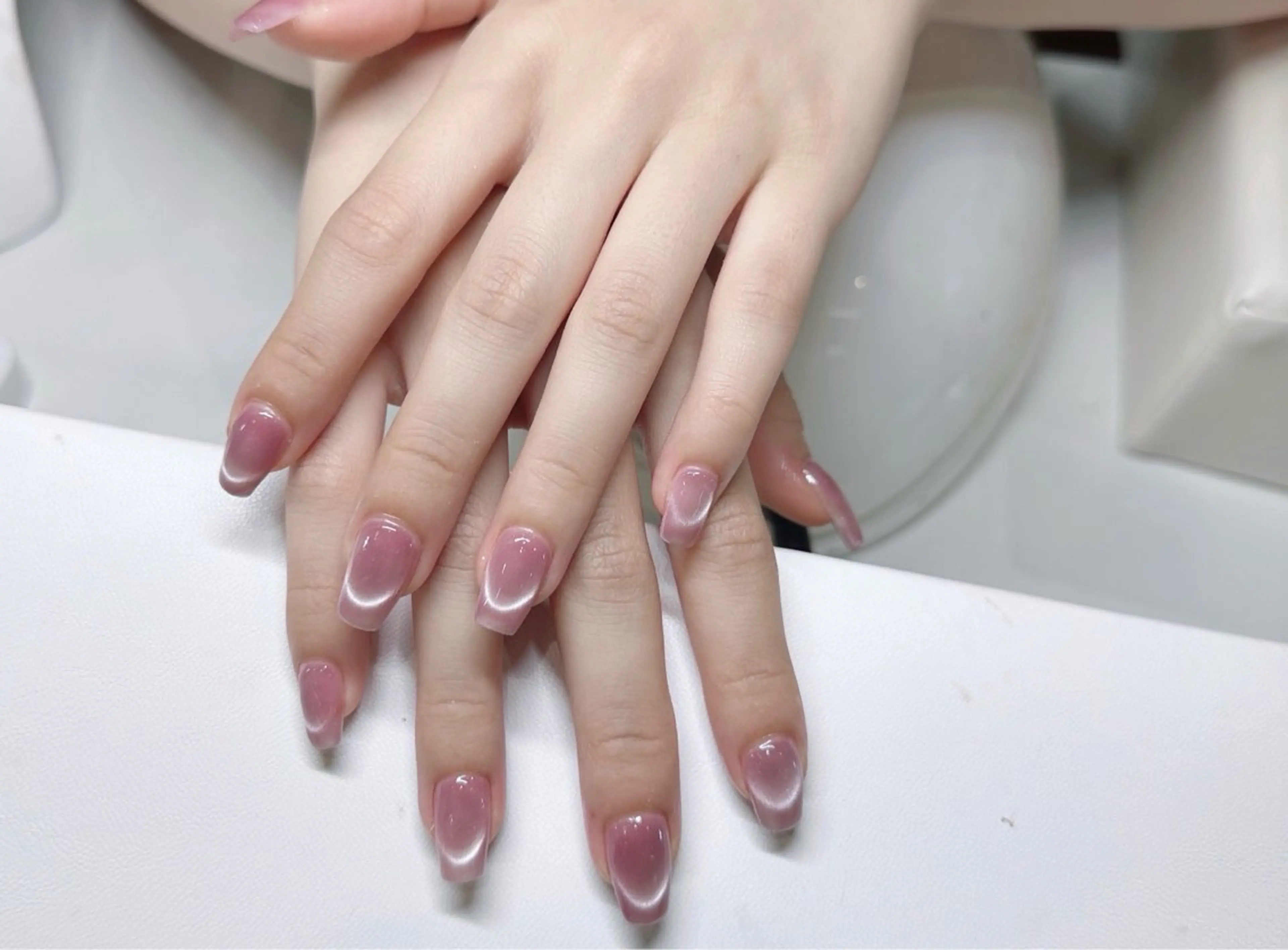 ネイル フレンチネイル マグネットネイル マグネットフレンチ Mio Nailのネイルデザイン