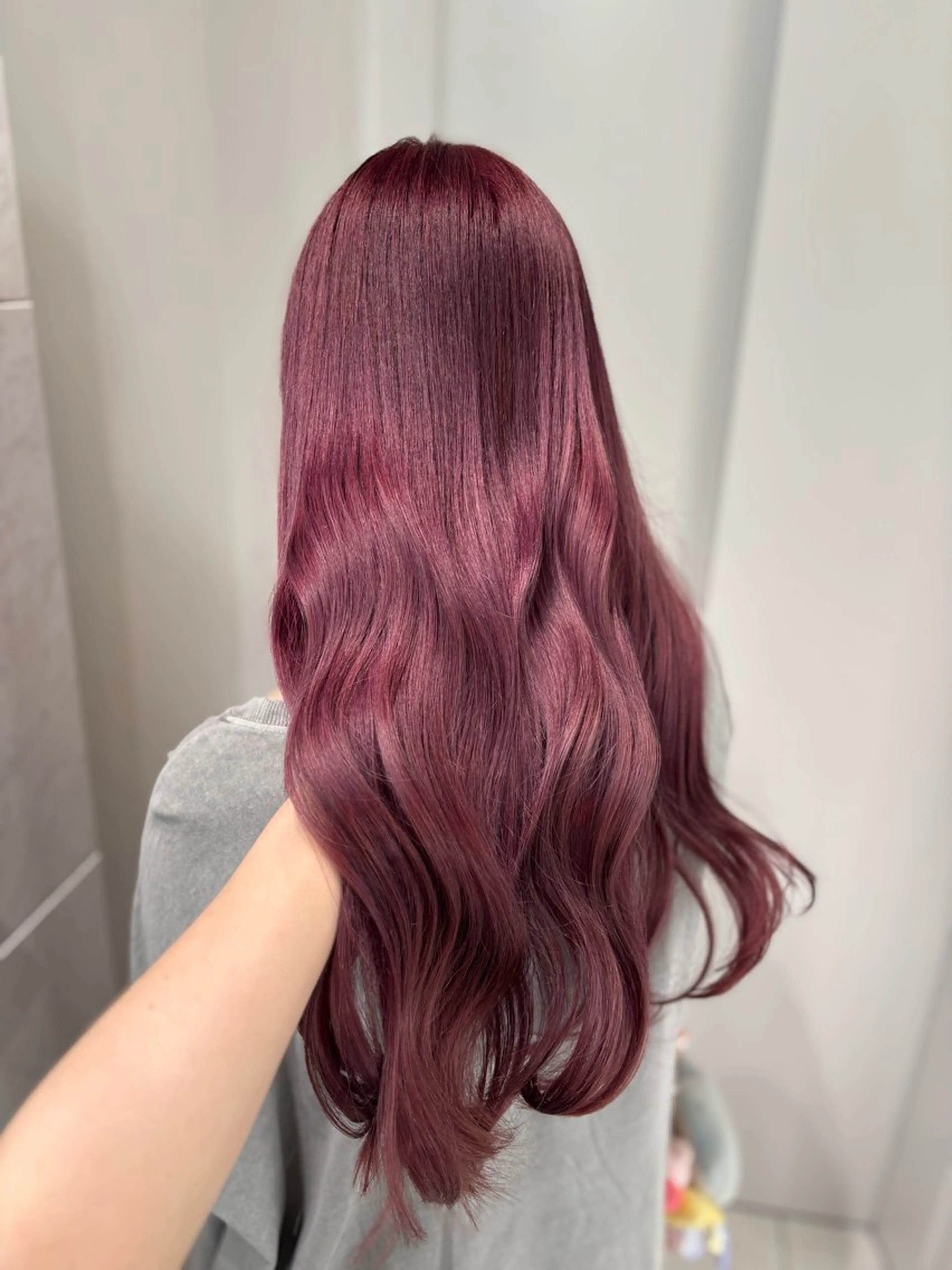 ロング カラー カット ヘアカラー トリートメント Sakuraෆ˚* 透け感ベージュ🥨のヘアスタイル