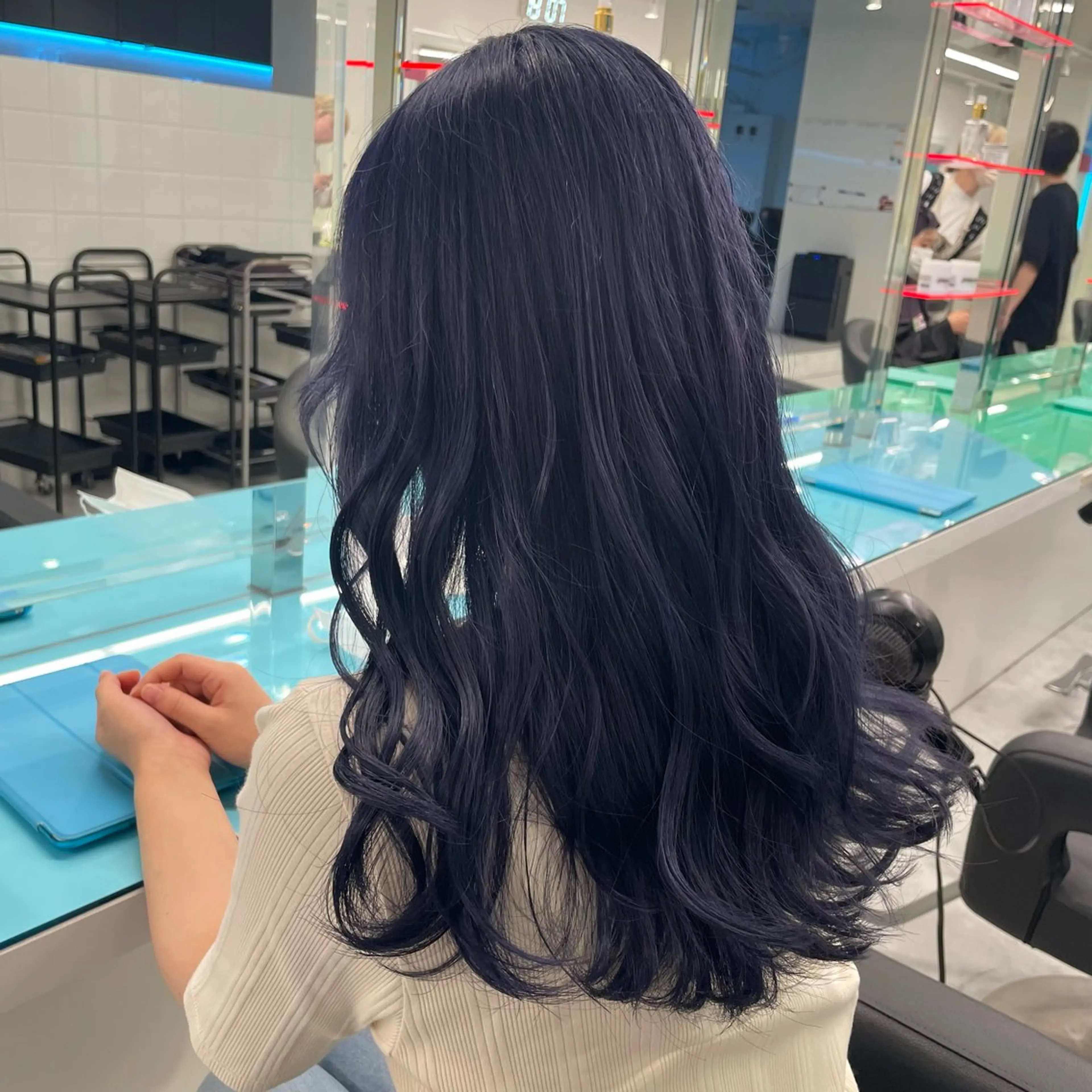 ロング パープルカラー ヨシンモリ 韓国風ヘア ヘアカラー 🦋韓国風カラー🦋 こうせい原宿のヘアスタイル