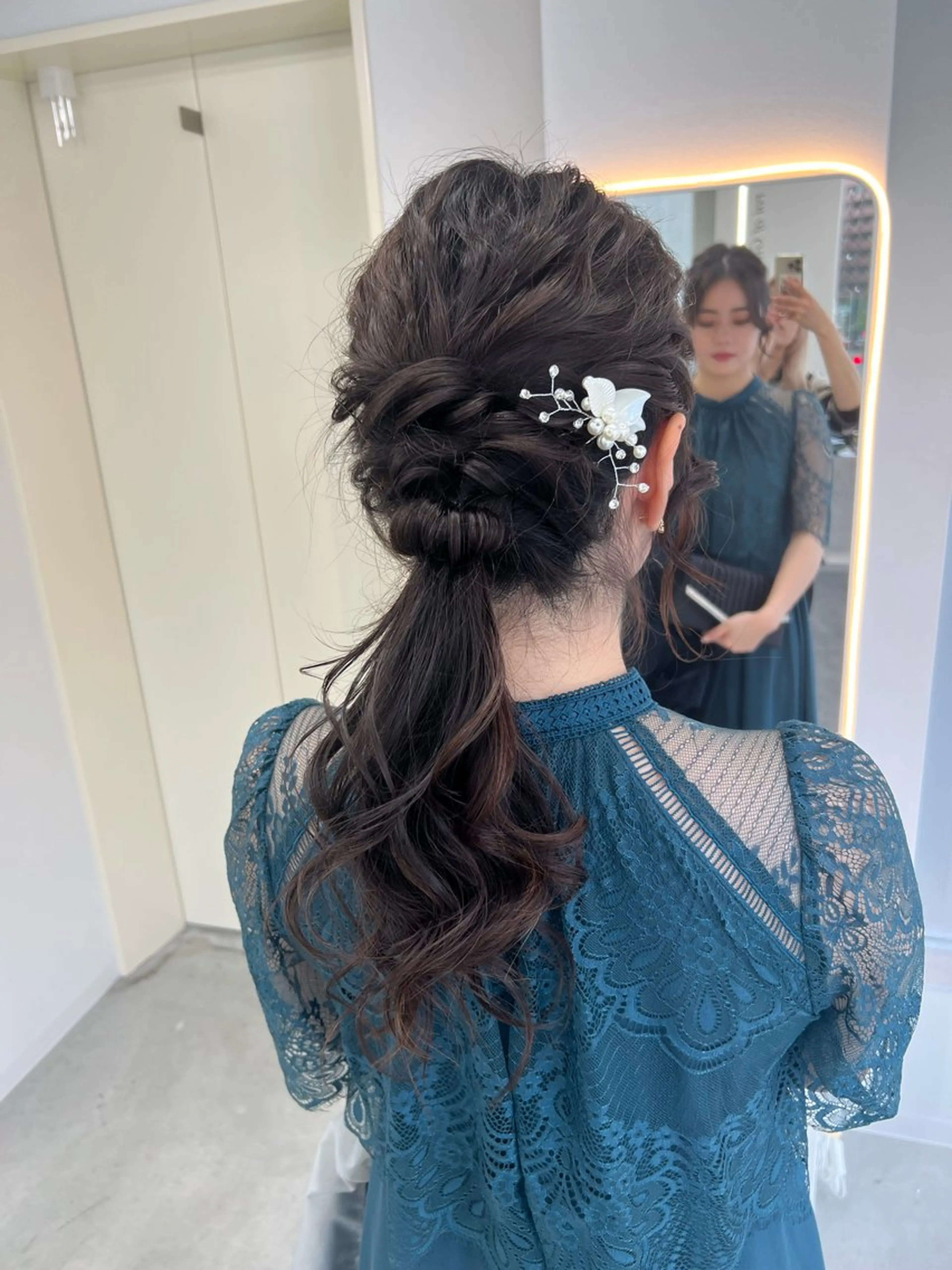 ロング ヘアセット maya レイヤーカットのヘアスタイル