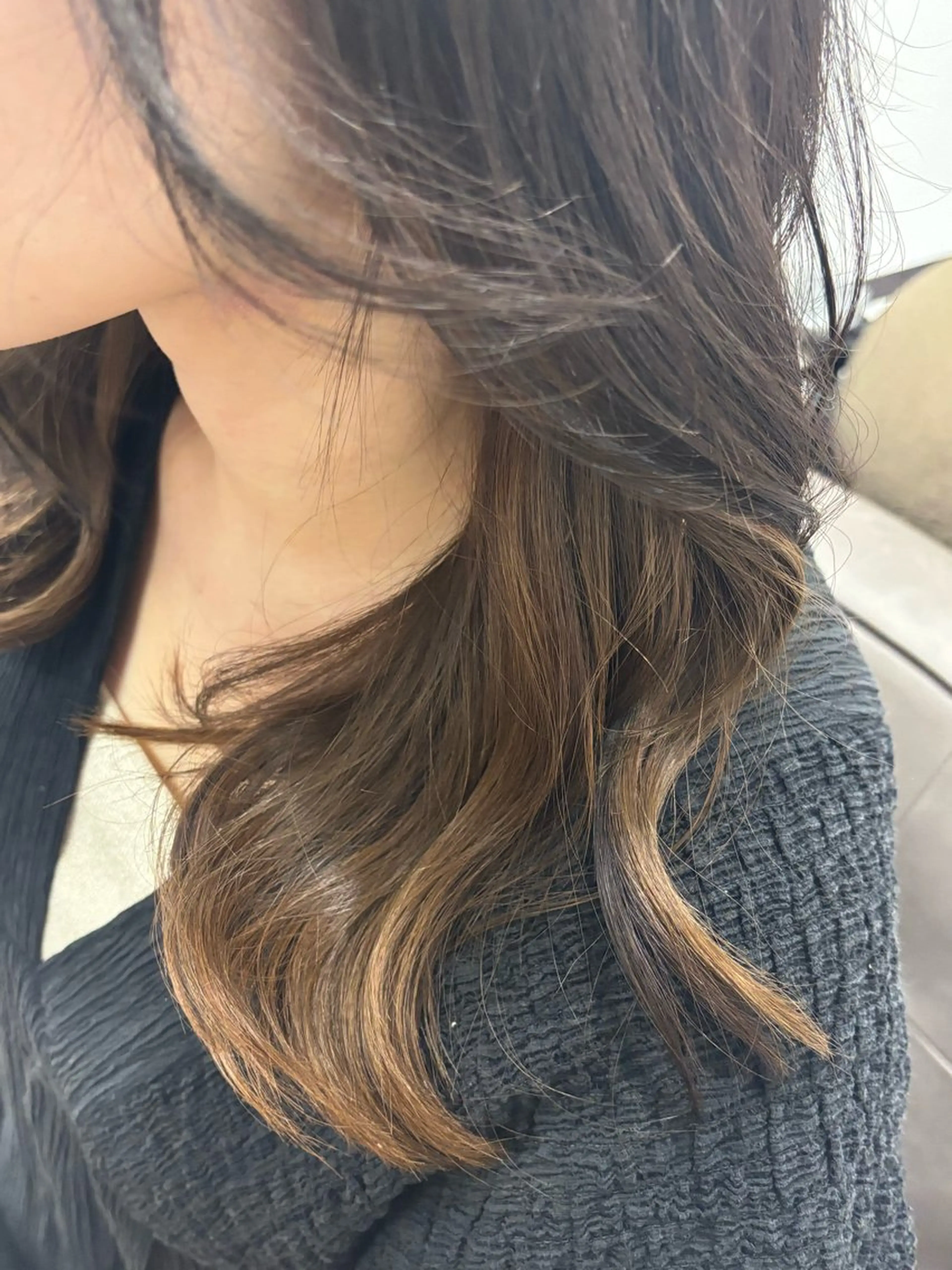 ロング ヘアカラー ルプラボウ あいか 韓国ヘア/艶髪のヘアスタイル