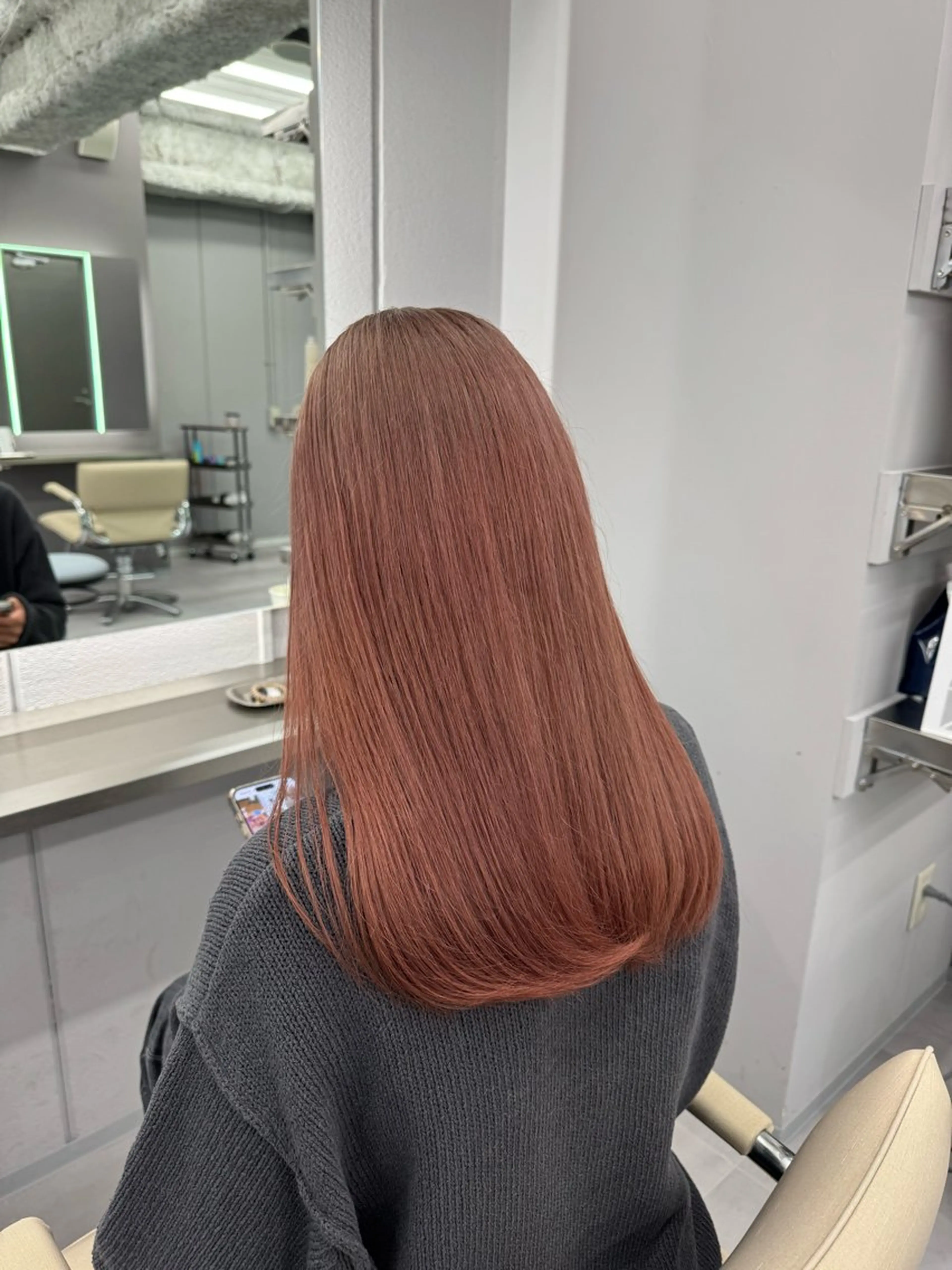セミロング カラー セミロングパーマ バレイヤージュ ベージュカラー ブリーチ ブロンド ほの カラー特化/ ブリーチ/ボブのヘアスタイル
