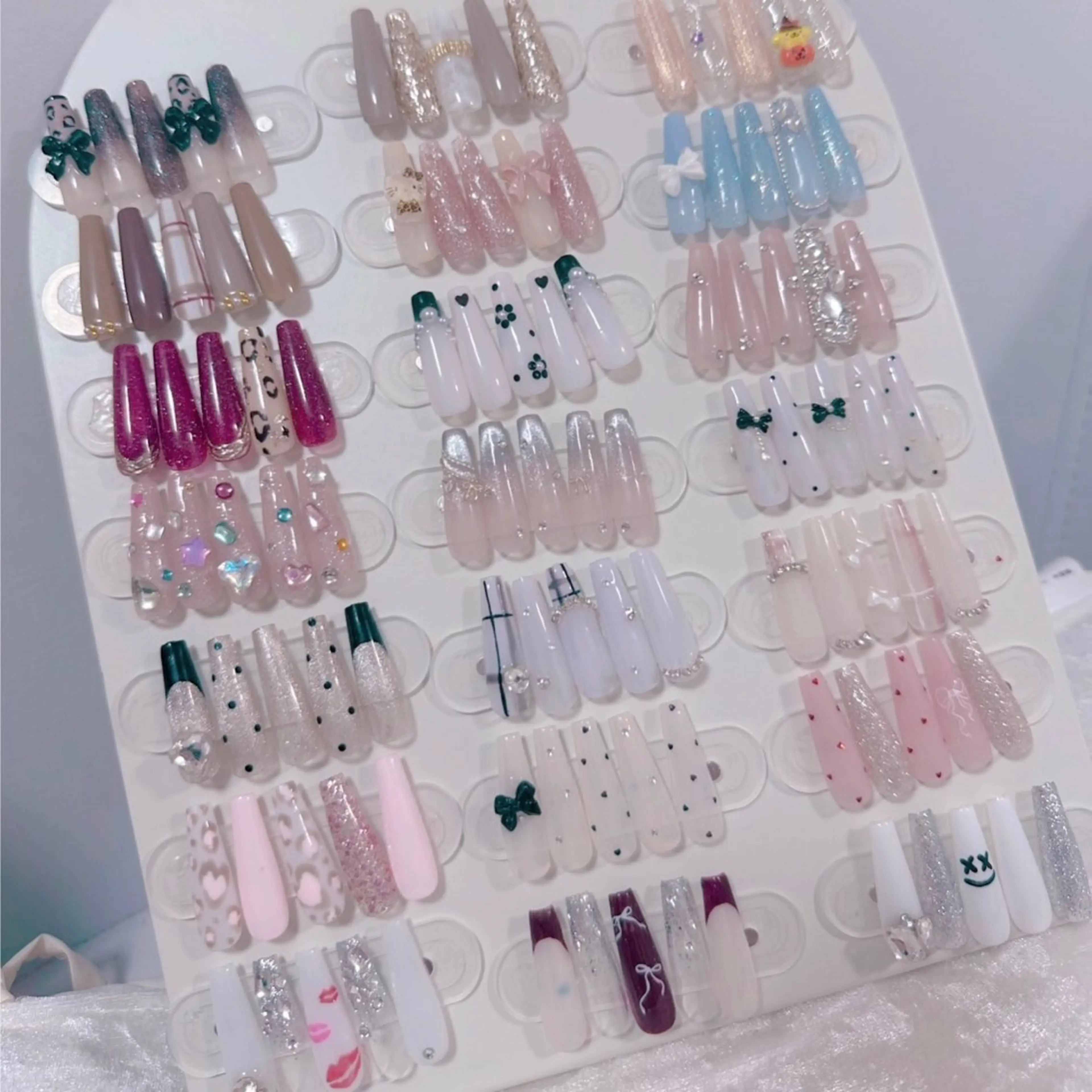 定額ネイル💛B【人気No.2】の写真