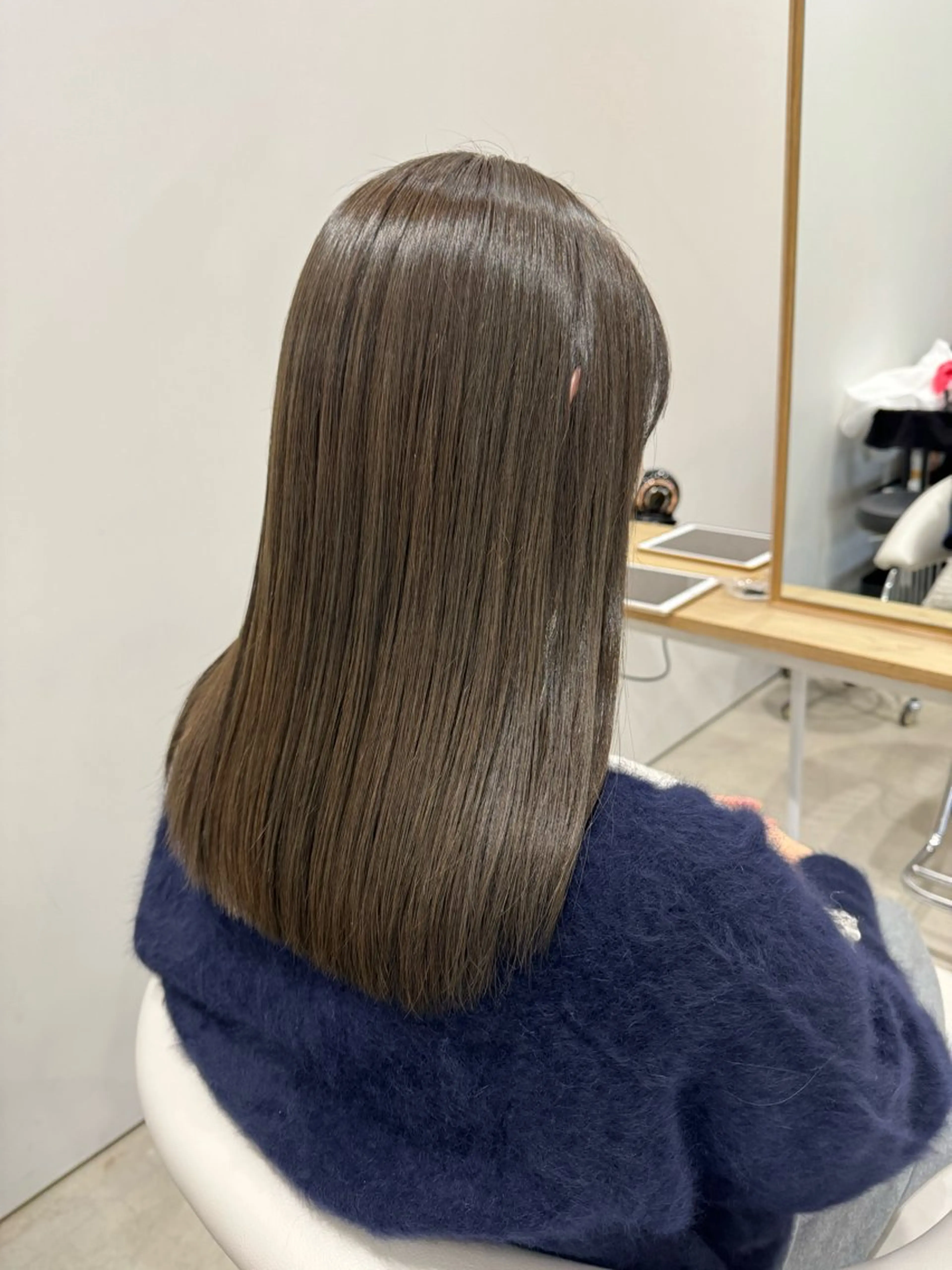 セミロング アッシュ 透明感カラー✴︎ SAYAKAのヘアスタイル