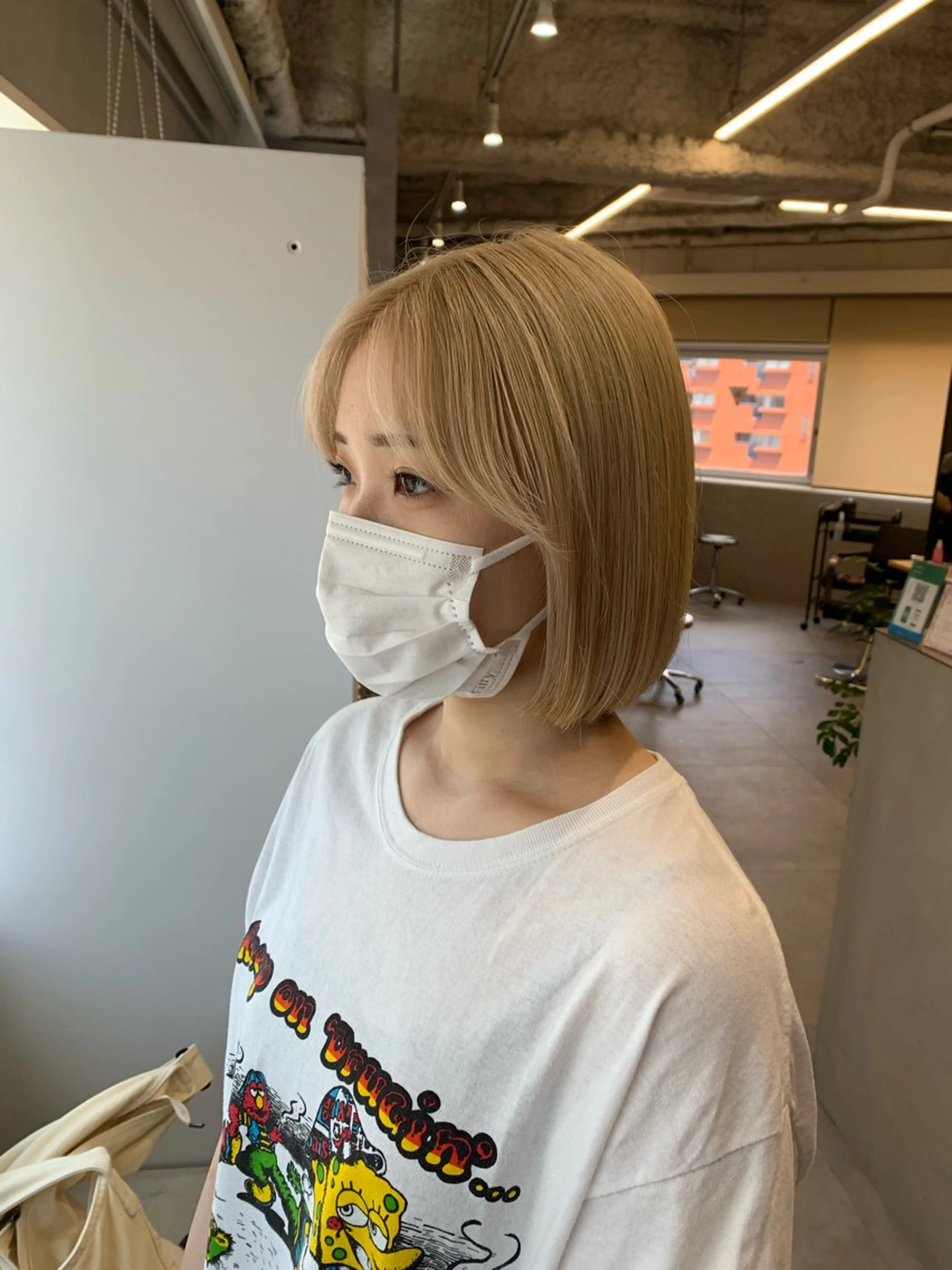 ショート ボブ 顔まわりレイヤー レイヤーカット amu/ブリーチなし ダブルカラーのヘアスタイル