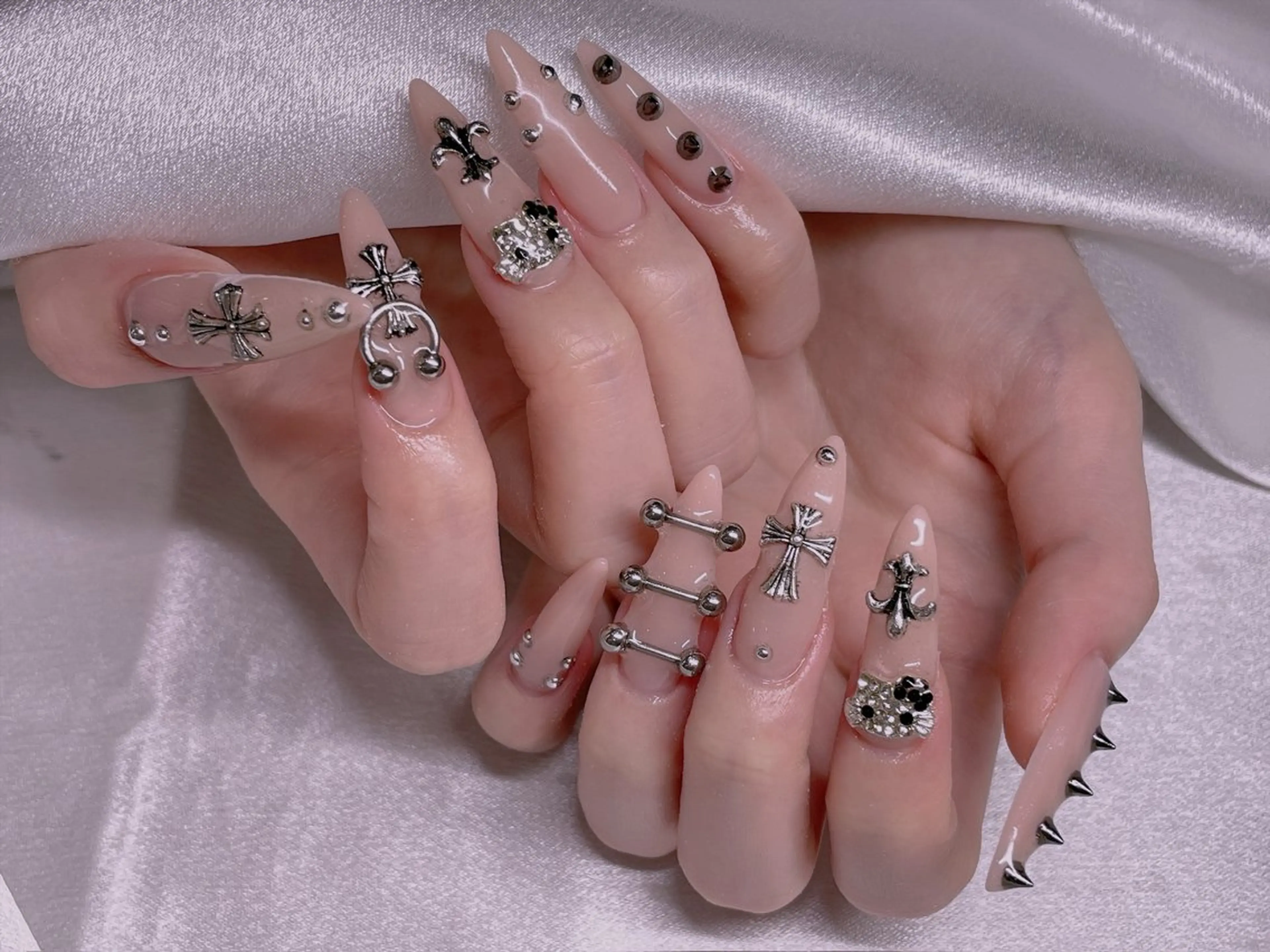 ネイル ハンドネイル リン リンのネイルデザイン