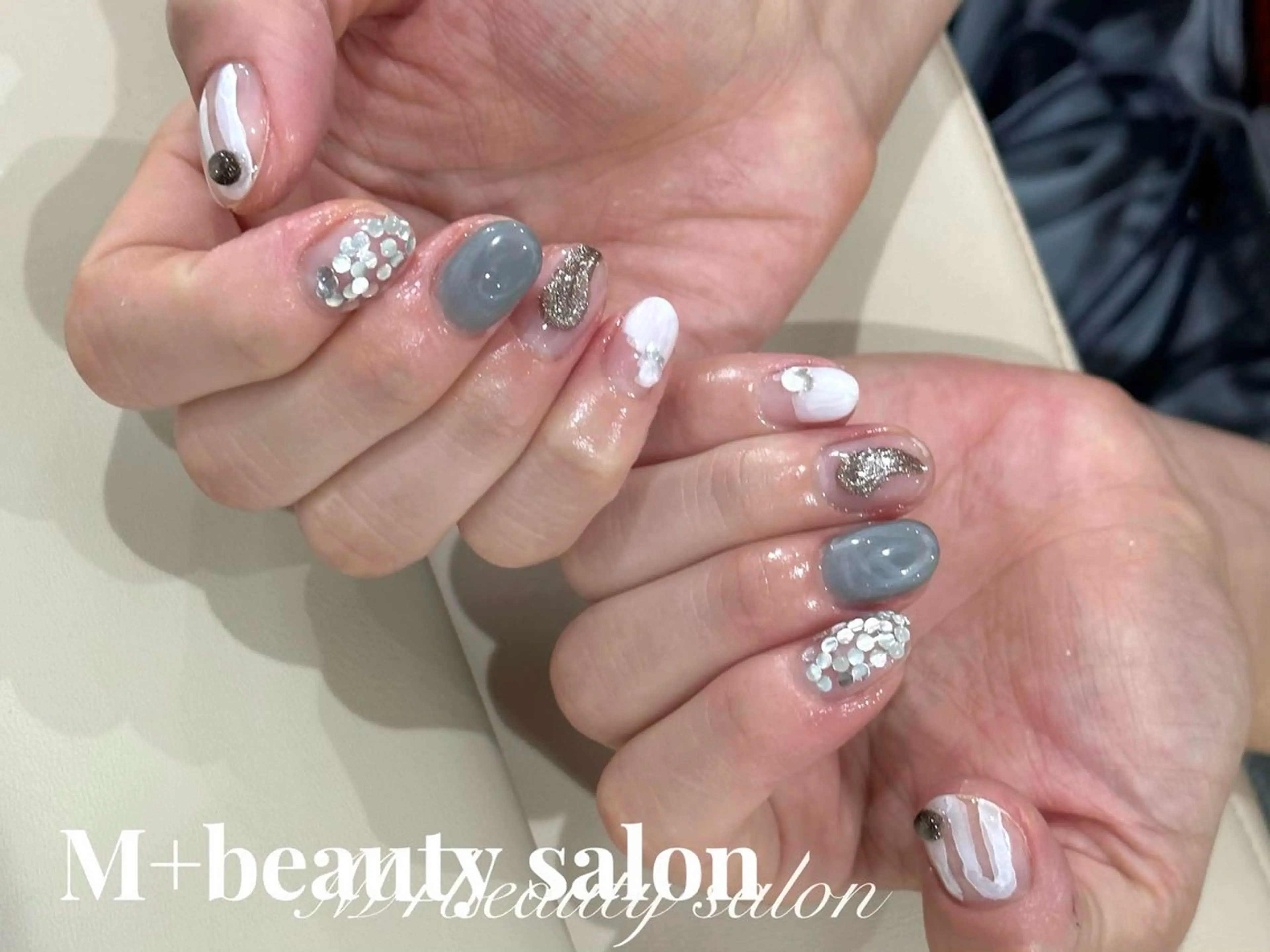 ネイル M+  Beauty Salonのネイルデザイン