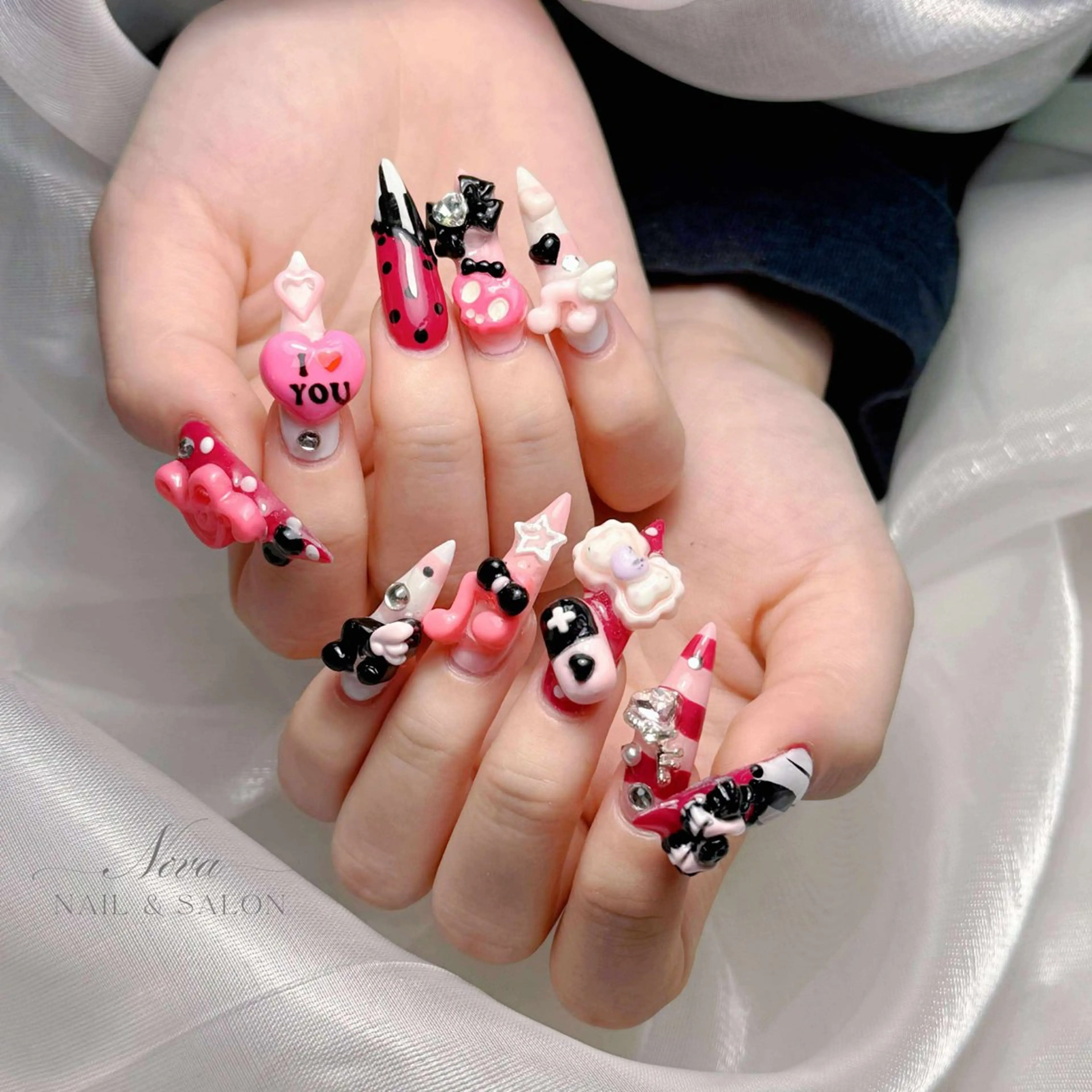 ネイル ハンドネイル ハンドケア Nova Nail Nambaのネイルデザイン